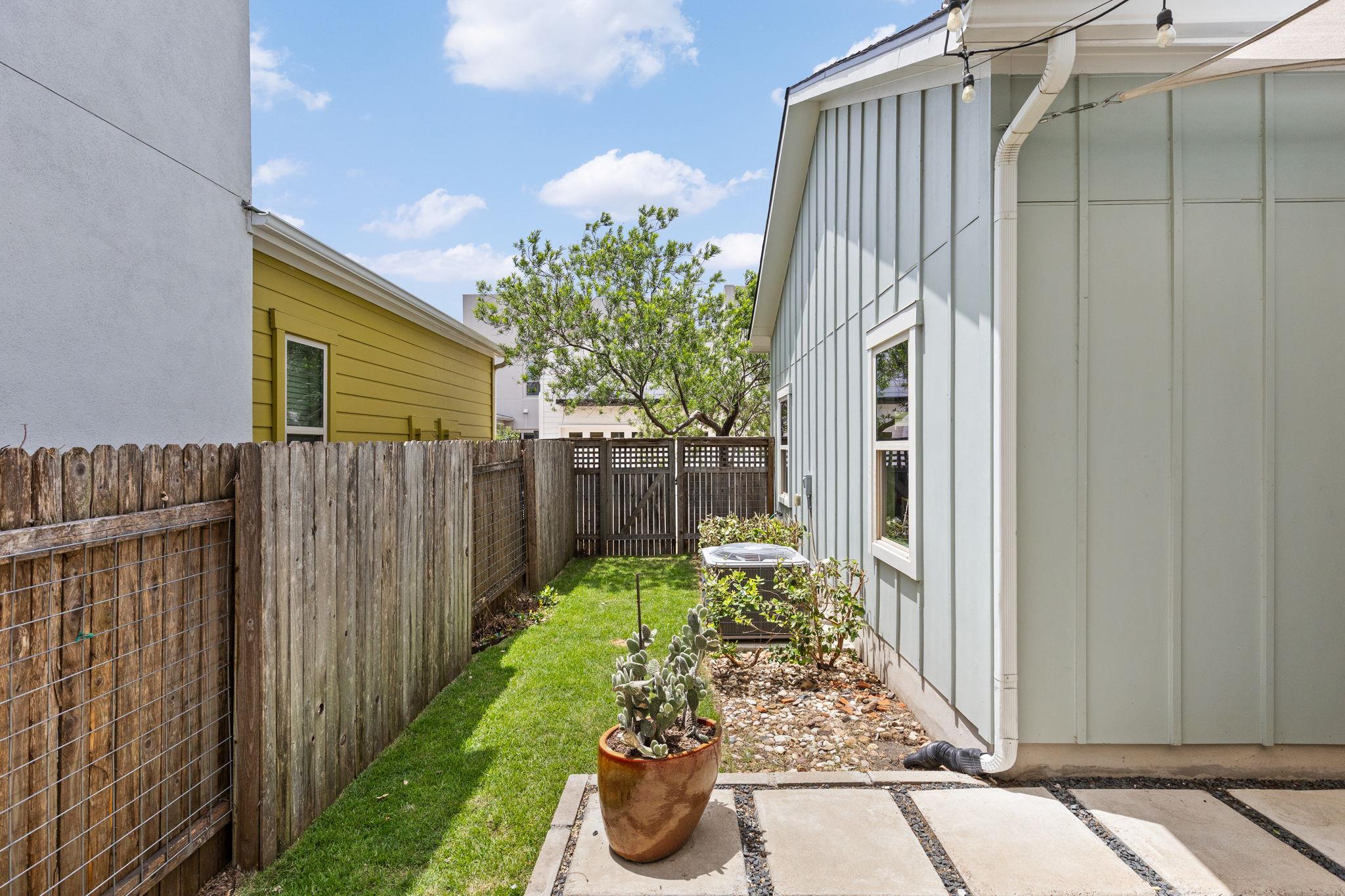 4504 Kocurek St, Austin, TX 78723