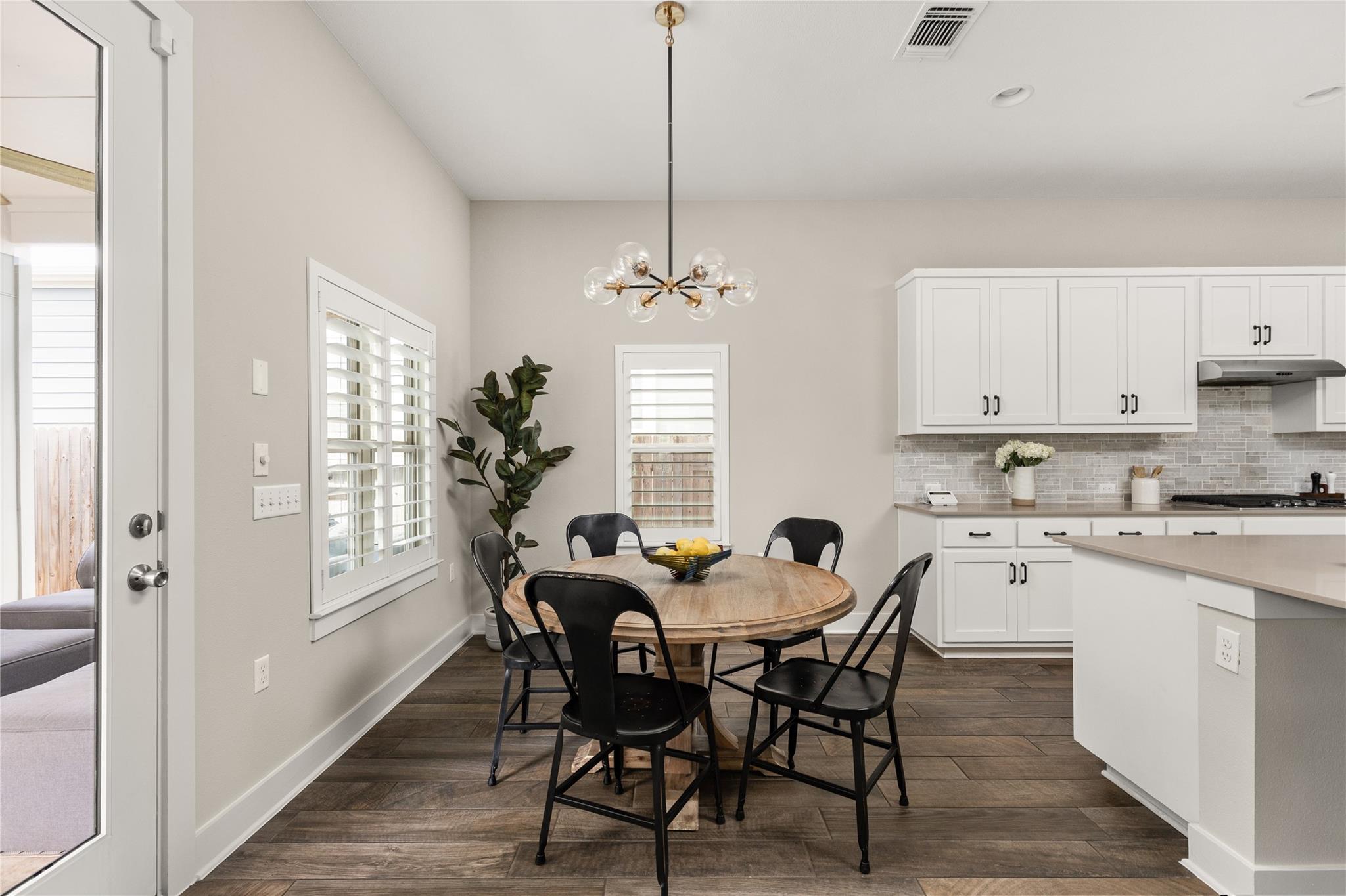 4504 Kocurek St, Austin, TX 78723