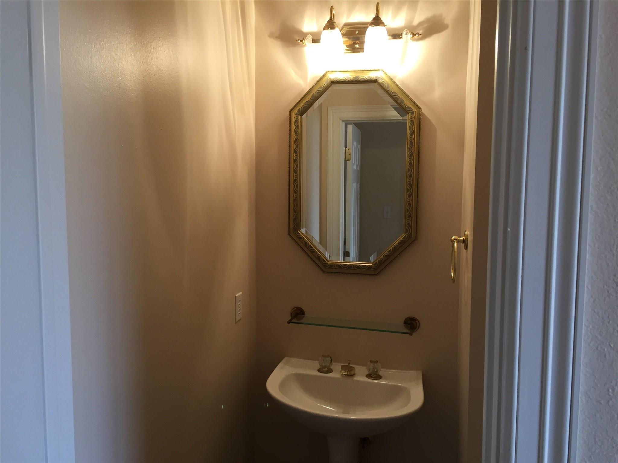 4010 Long Champ Dr # 4, Austin, TX 78746