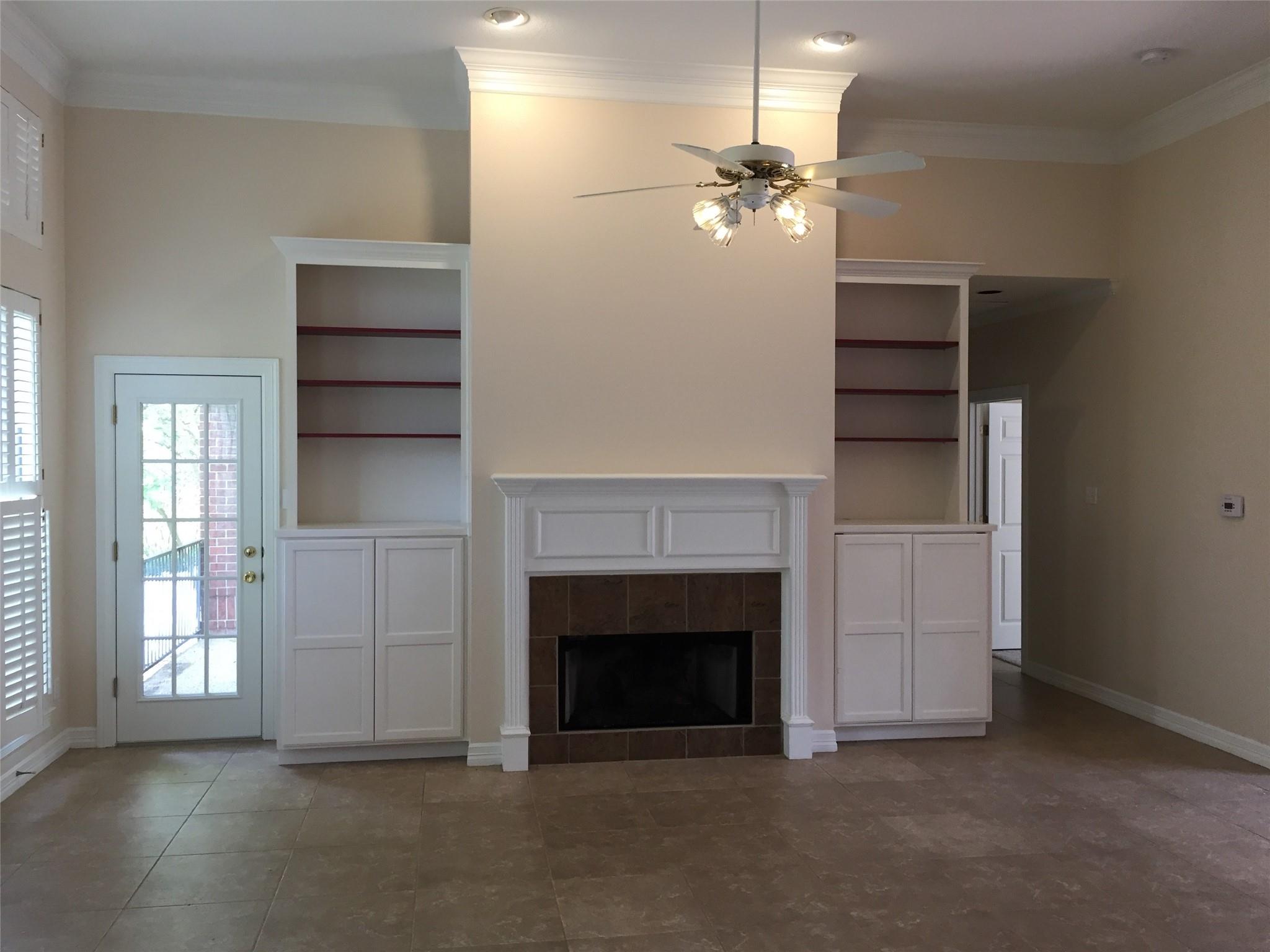 4010 Long Champ Dr # 4, Austin, TX 78746