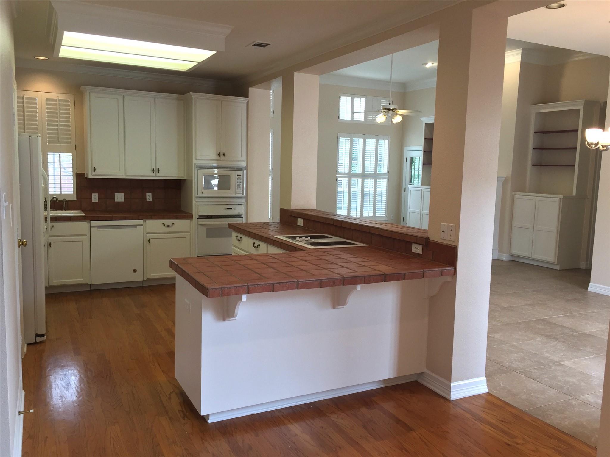 4010 Long Champ Dr # 4, Austin, TX 78746
