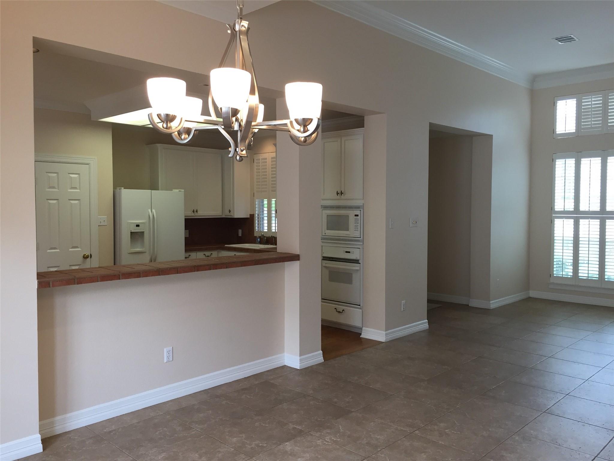 4010 Long Champ Dr # 4, Austin, TX 78746