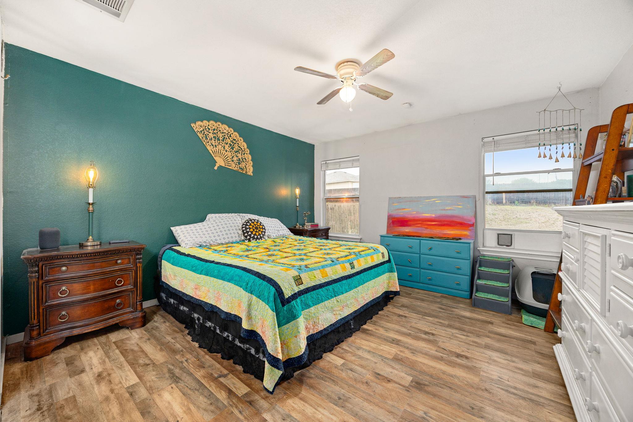 137 Sawgrass Cir, Kyle, TX 78640