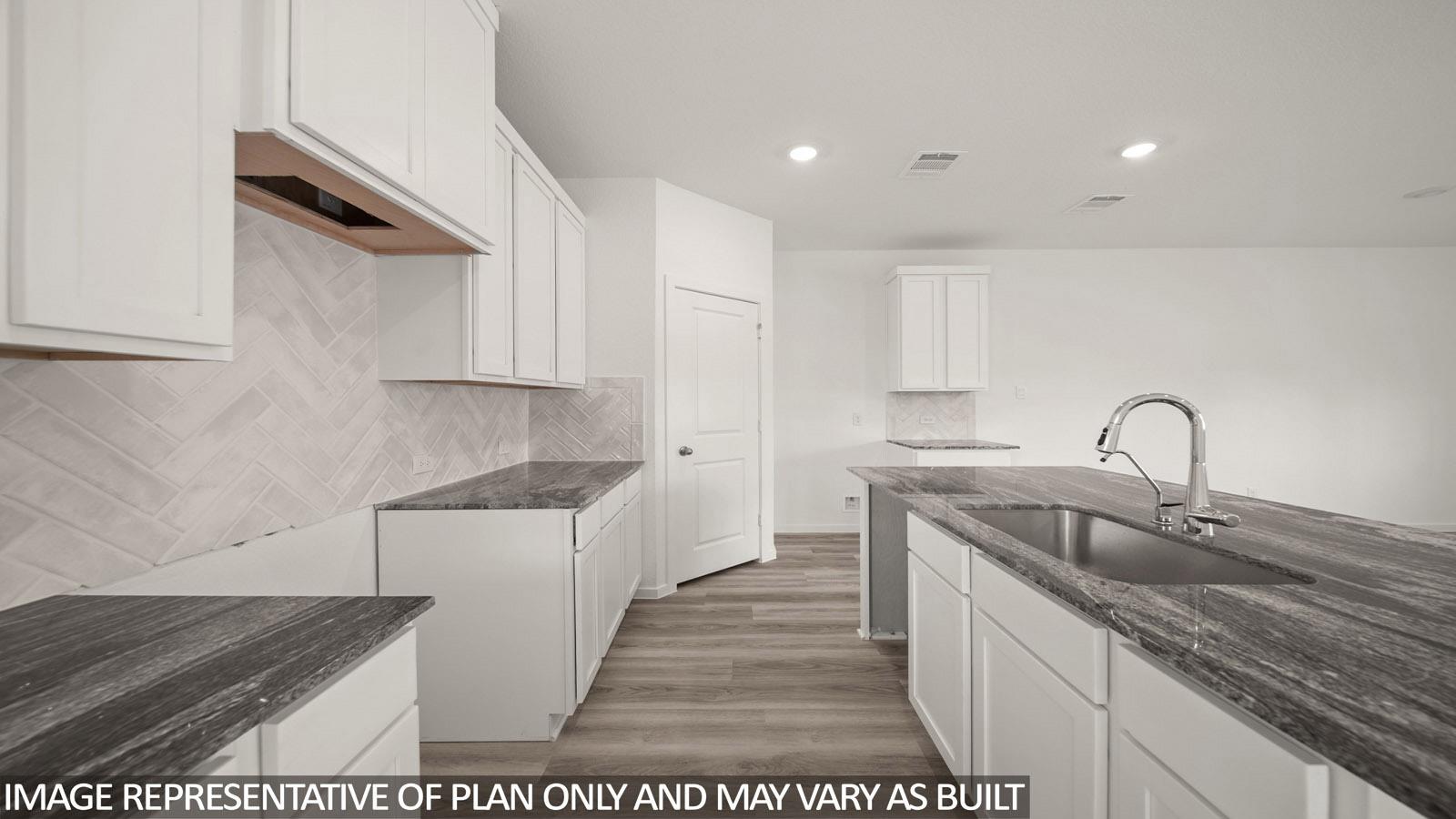 224 Flying Tiger Trl, Jarrell, TX 76537