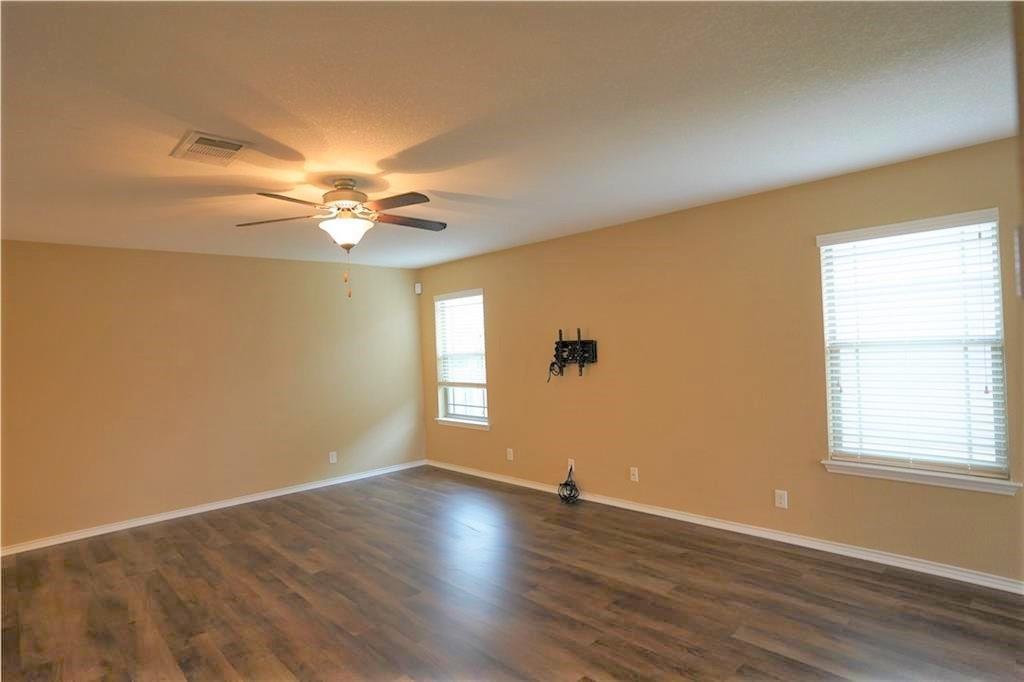 201 Edwin, Kyle, TX 78640