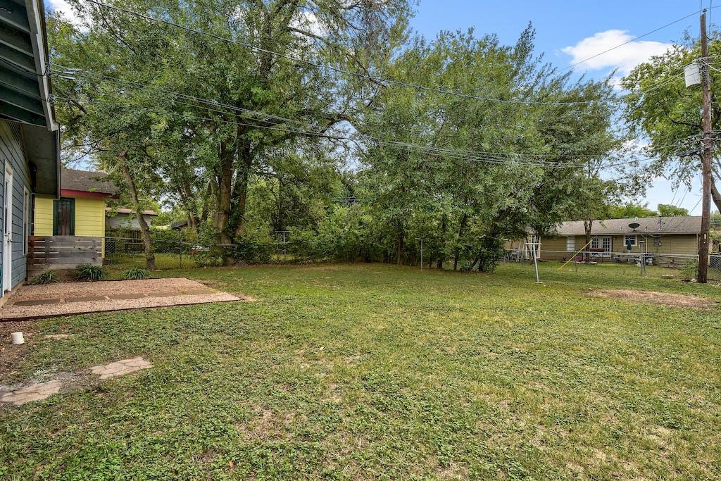 123 Coleman St, Austin, TX 78704