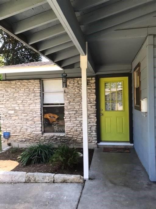 123 Coleman St, Austin, TX 78704