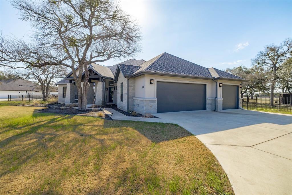 209 Oak Hill Dr, Liberty Hill, TX 78642