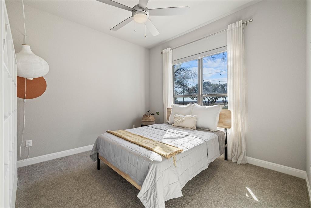 209 Oak Hill Dr, Liberty Hill, TX 78642