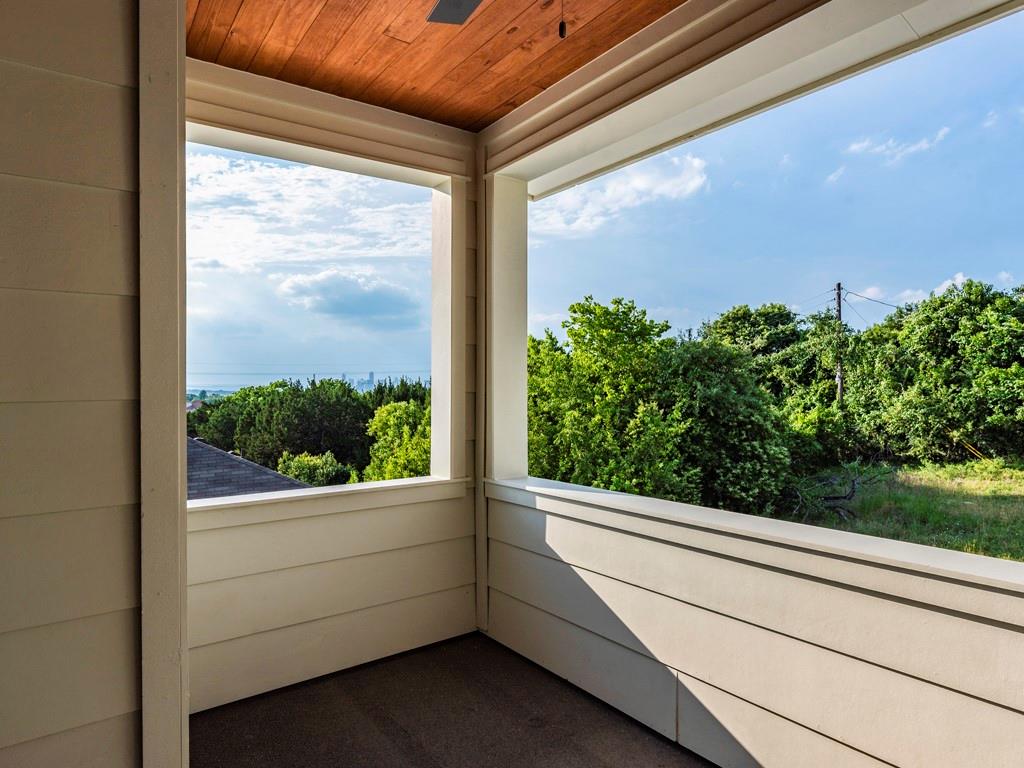 6412 Carson Rdg # B, Austin, TX 78741