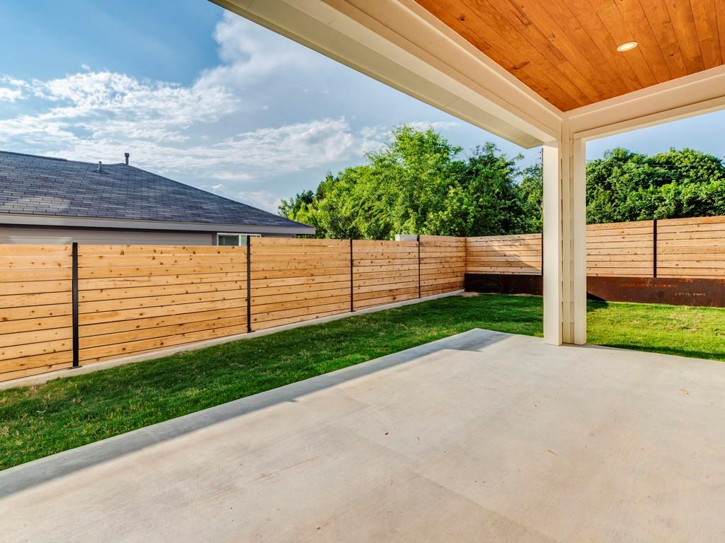 6412 Carson Rdg # B, Austin, TX 78741