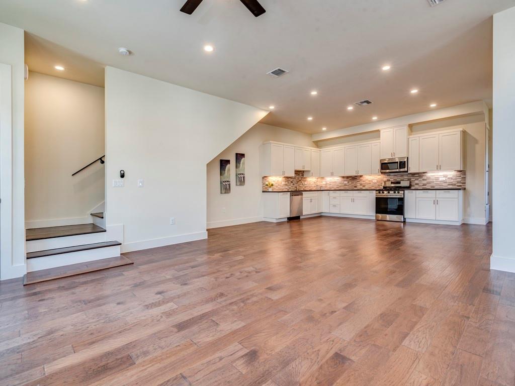 6412 Carson Rdg # B, Austin, TX 78741
