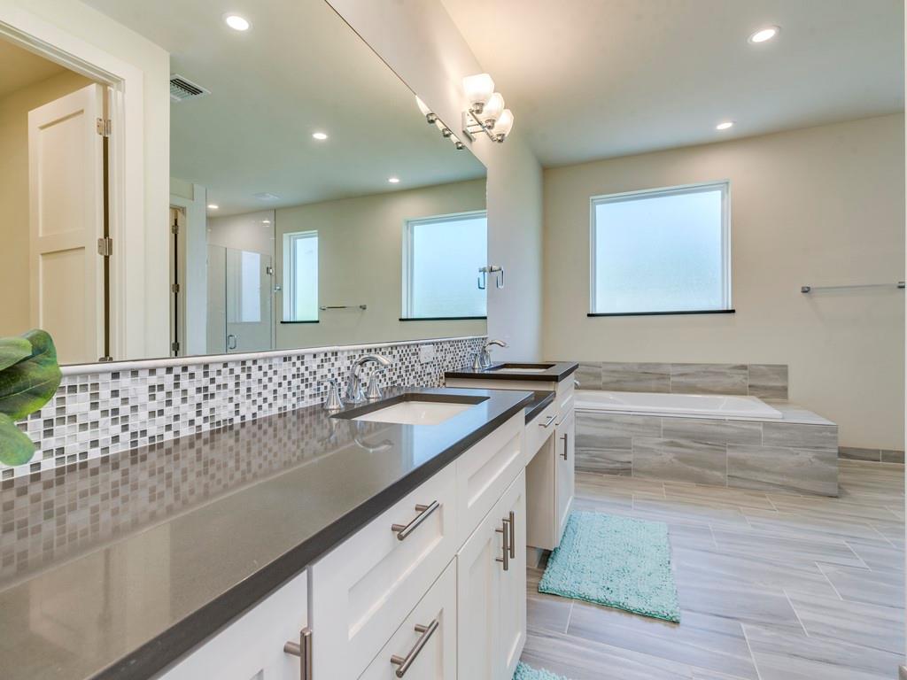 6412 Carson Rdg # B, Austin, TX 78741