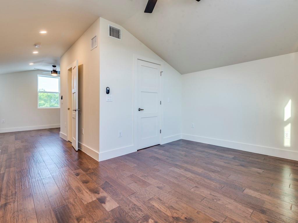 6412 Carson Rdg # B, Austin, TX 78741