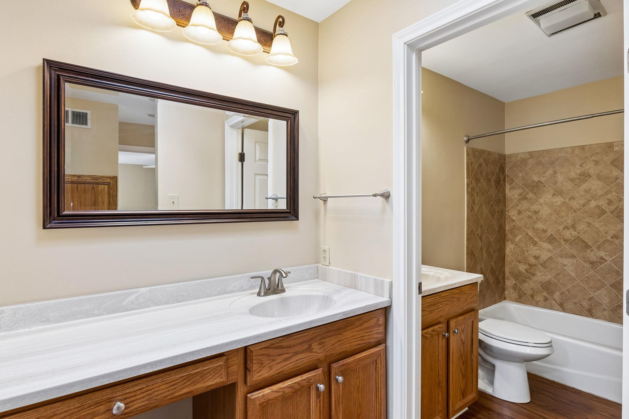 8340 Fathom Cir # 103, Austin, TX 78750