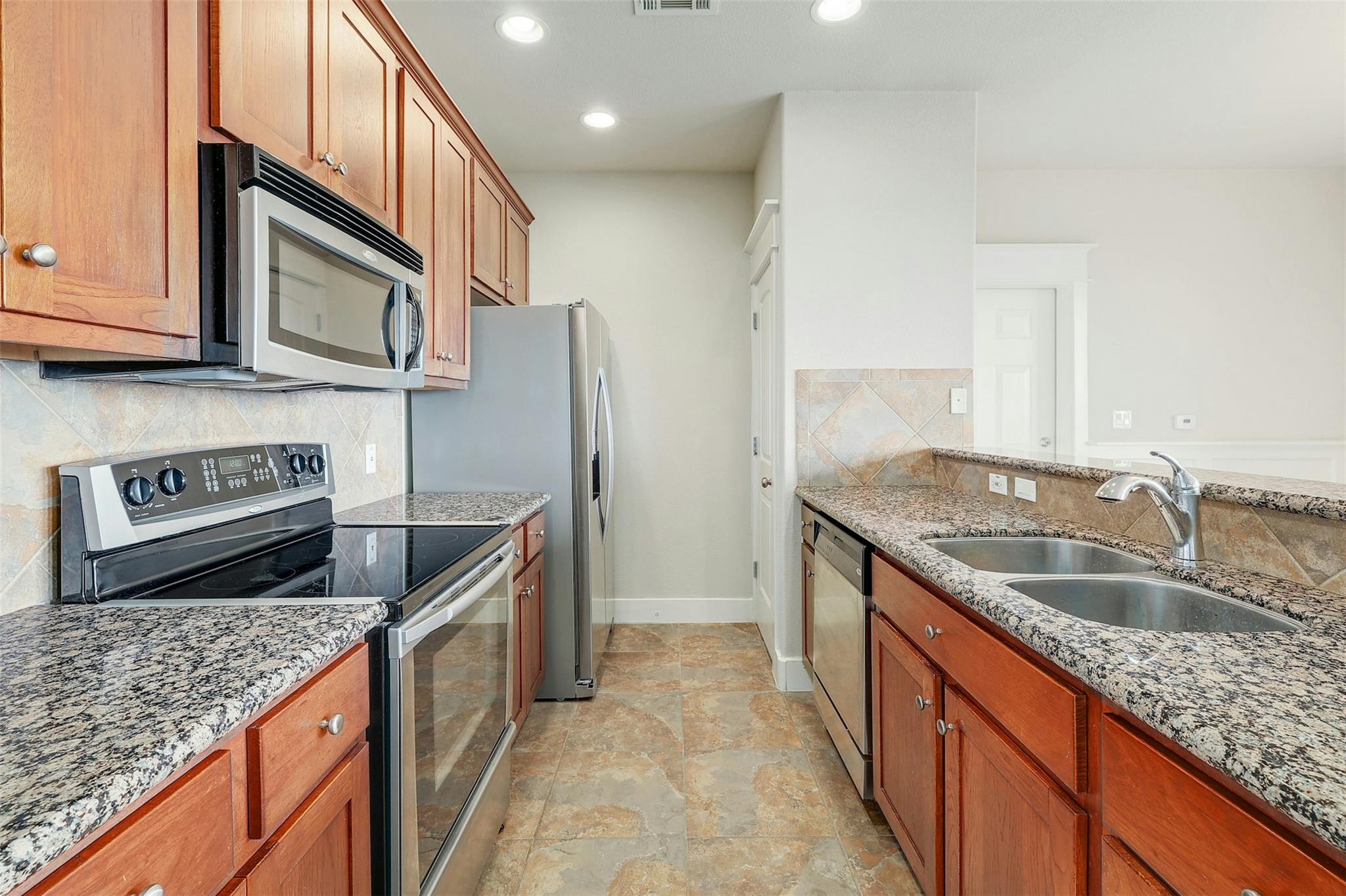 17720 Maritime Point Dr # 101, Jonestown, TX 78645