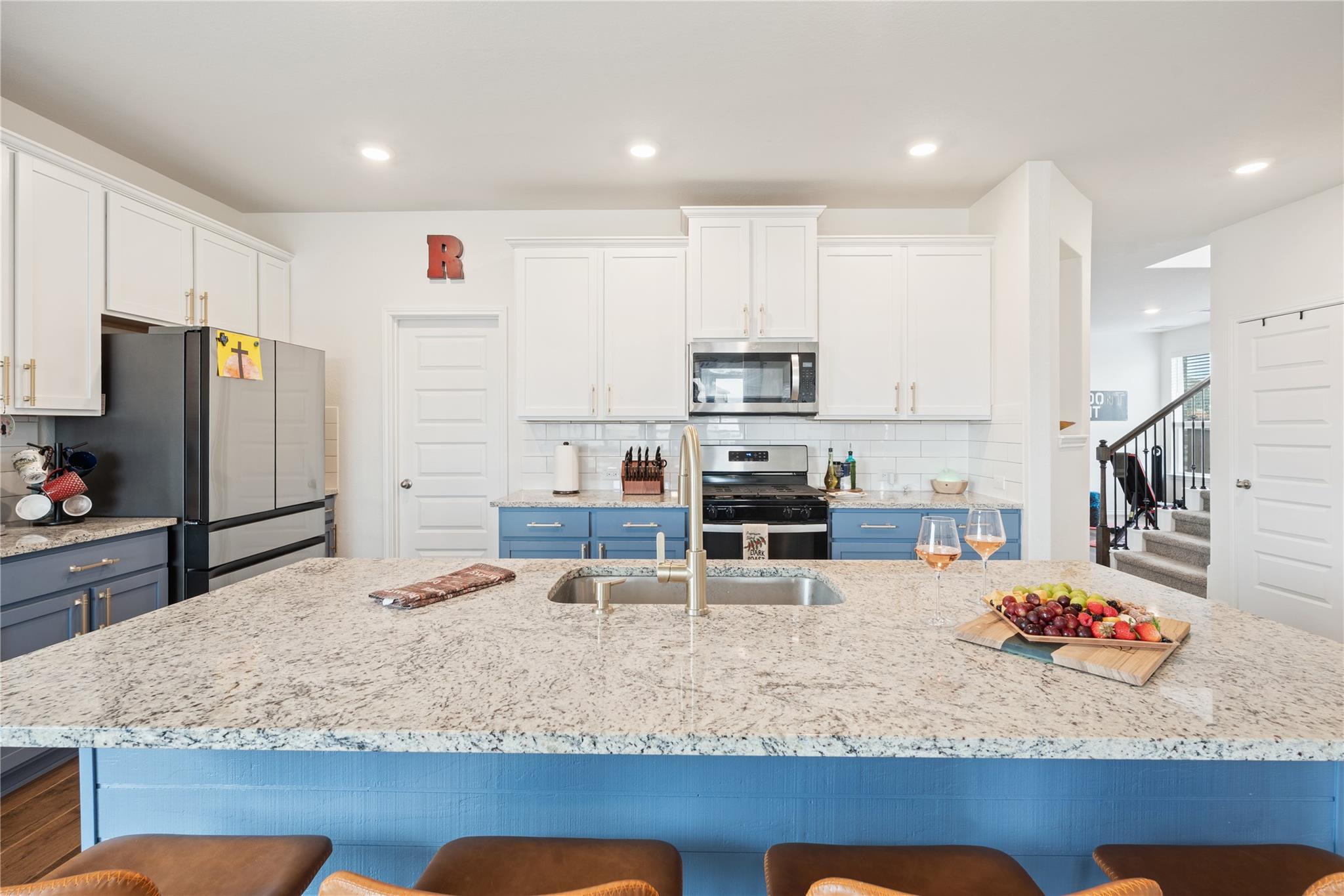 327 Steele Way Way, Cibolo, TX 78108