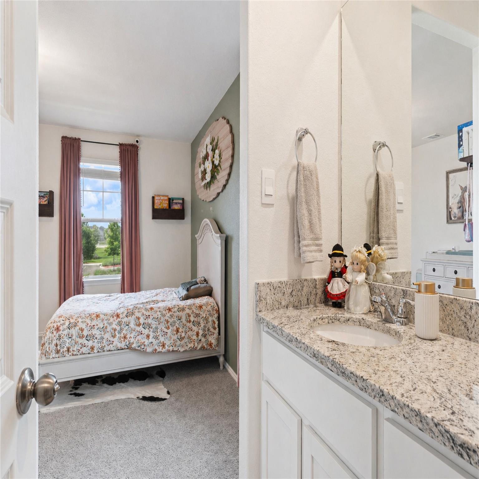 327 Steele Way Way, Cibolo, TX 78108