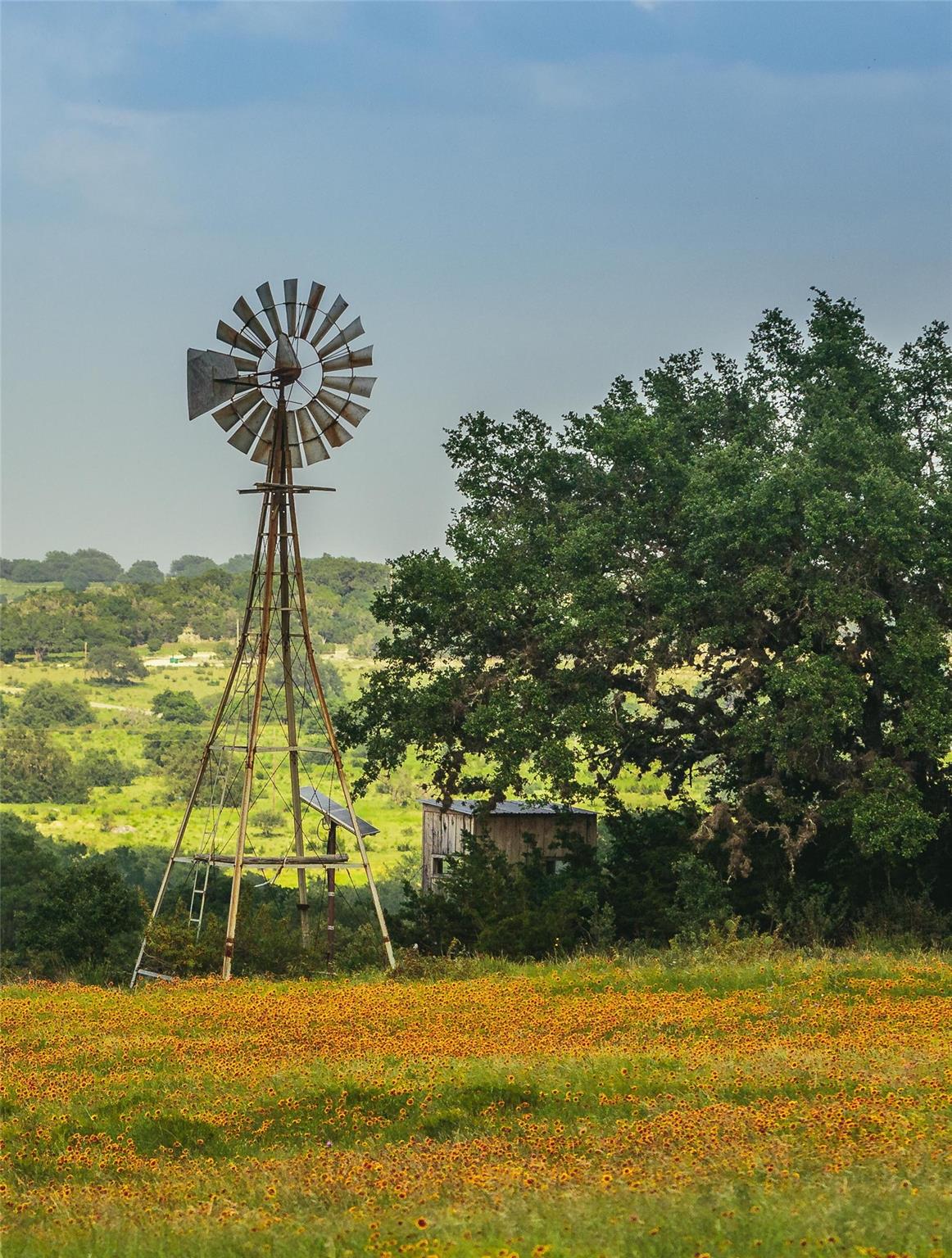 1934 N Walnut Springs Rd, Johnson City, TX 78636