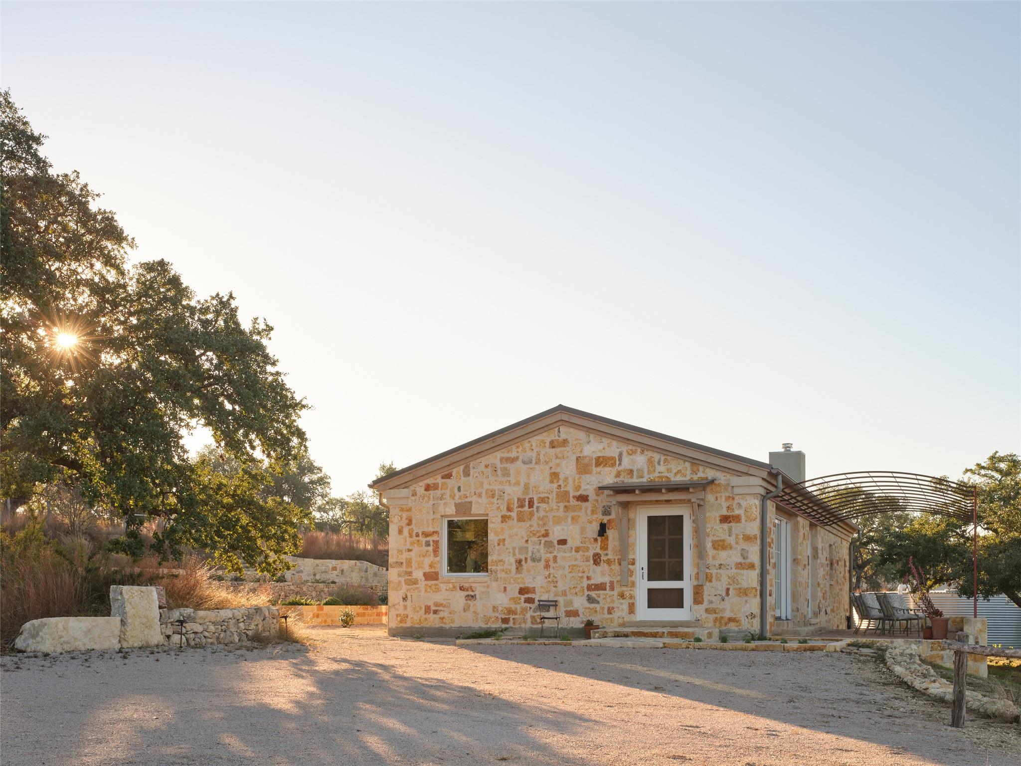 1934 N Walnut Springs Rd, Johnson City, TX 78636