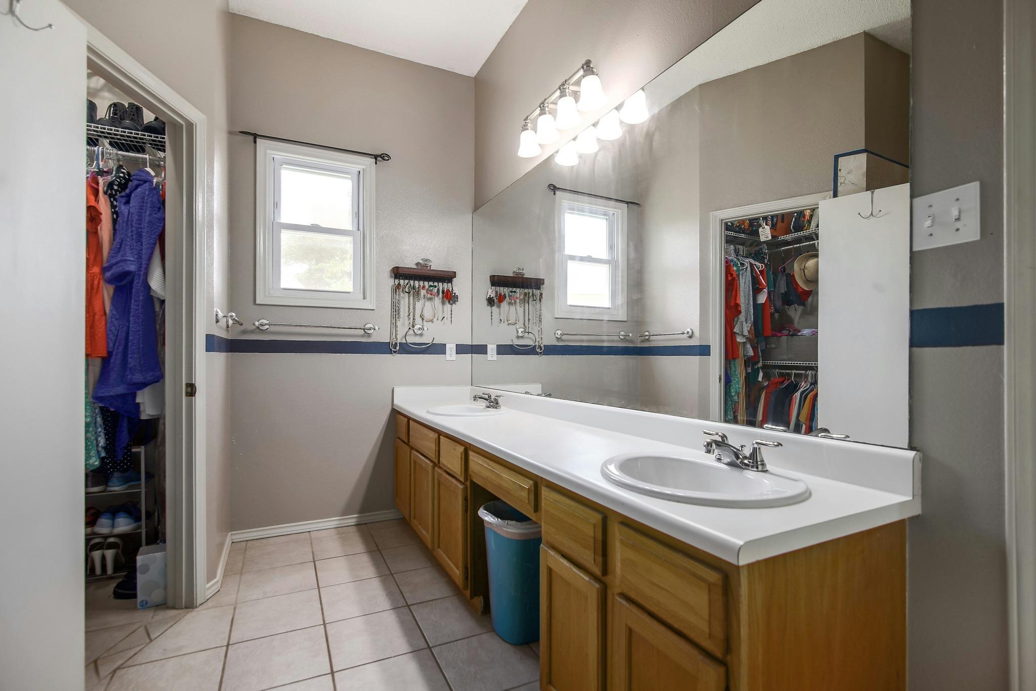 709 Sapling Cv, Cedar Park, TX 78613