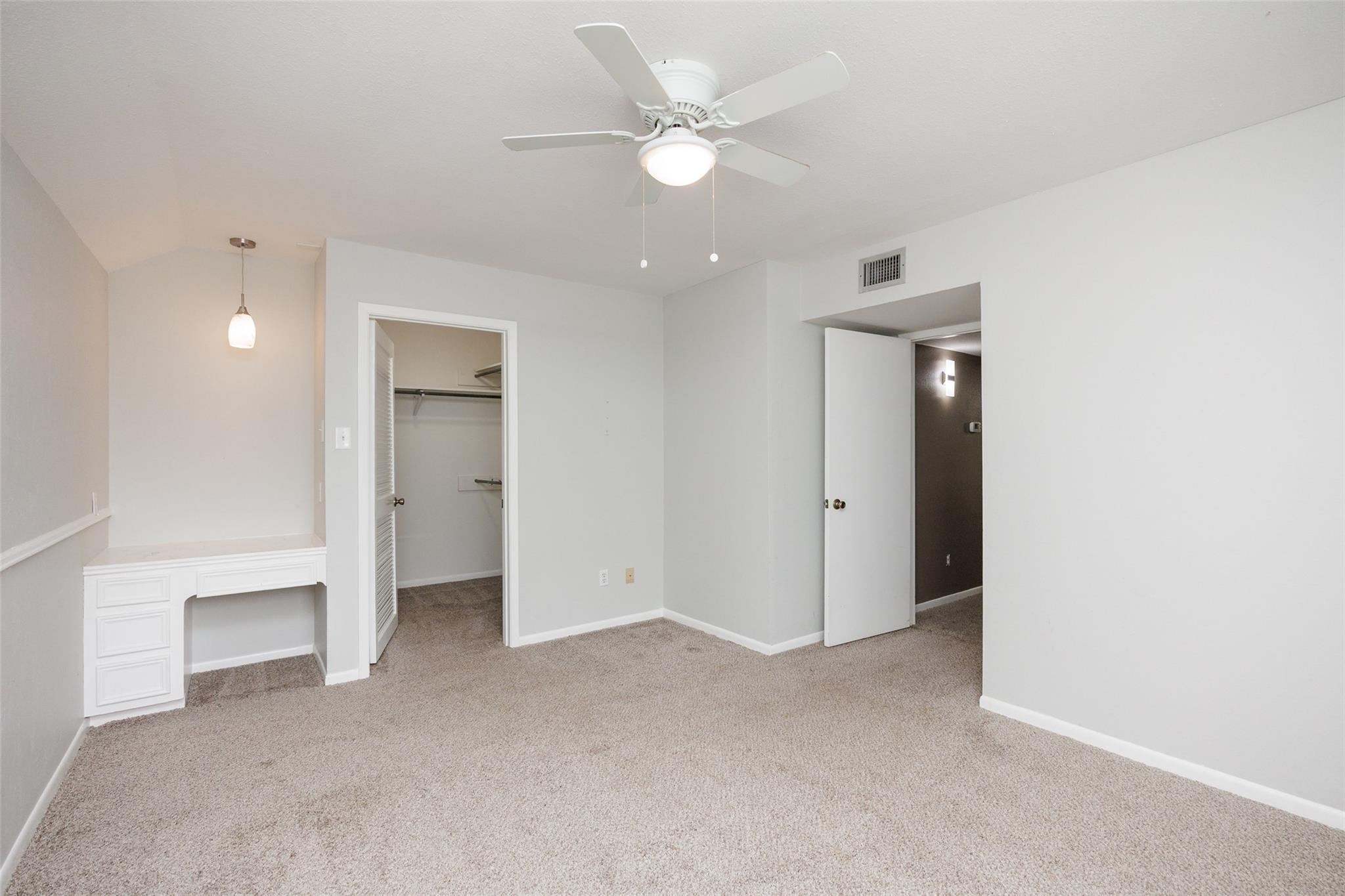 320 Long Pointe Dr, Portland, TX 78374