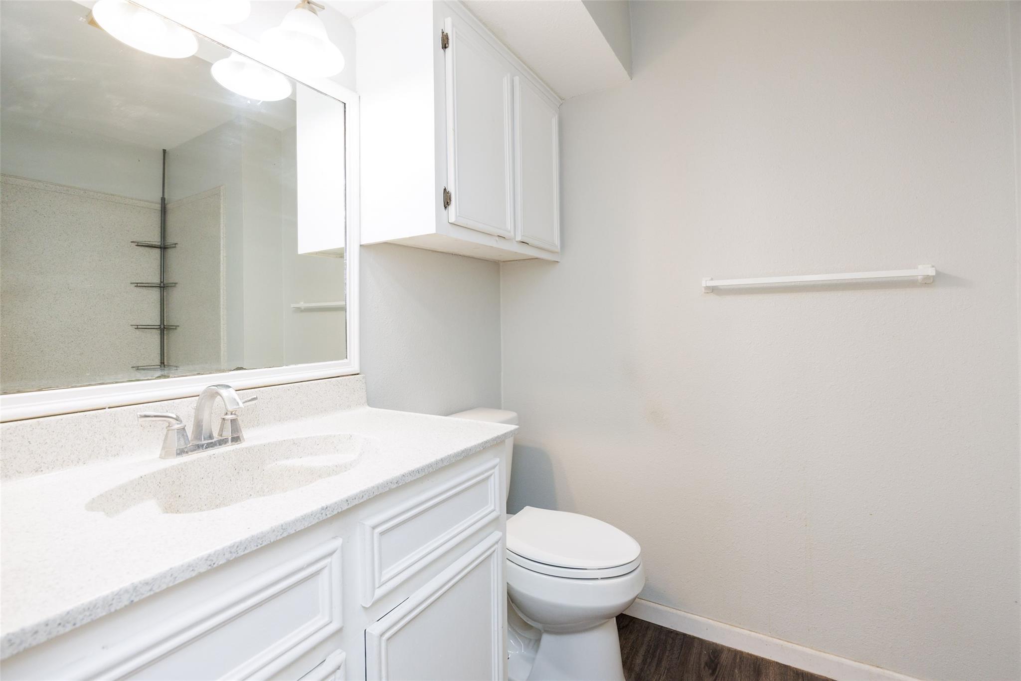320 Long Pointe Dr, Portland, TX 78374