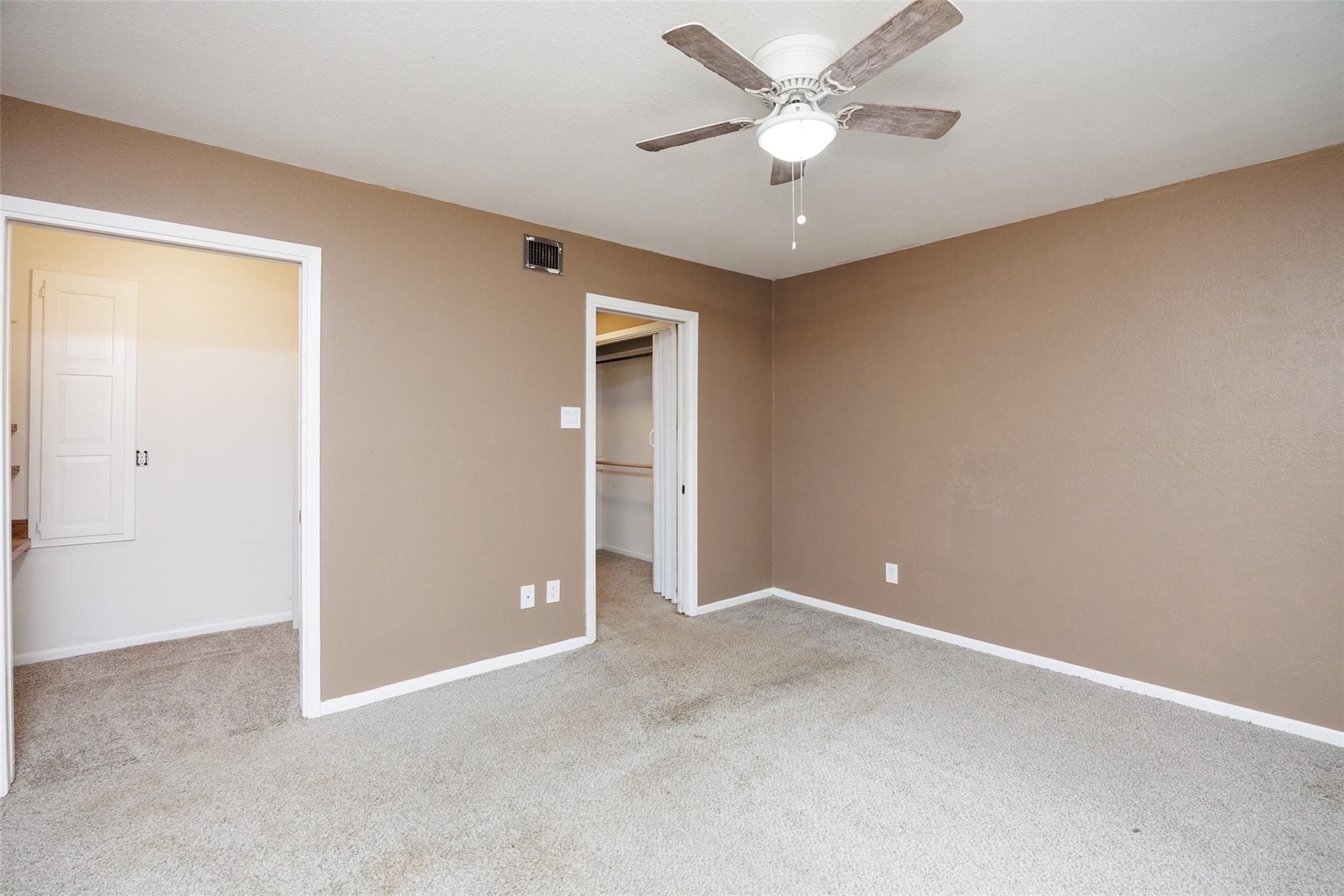 320 Long Pointe Dr, Portland, TX 78374