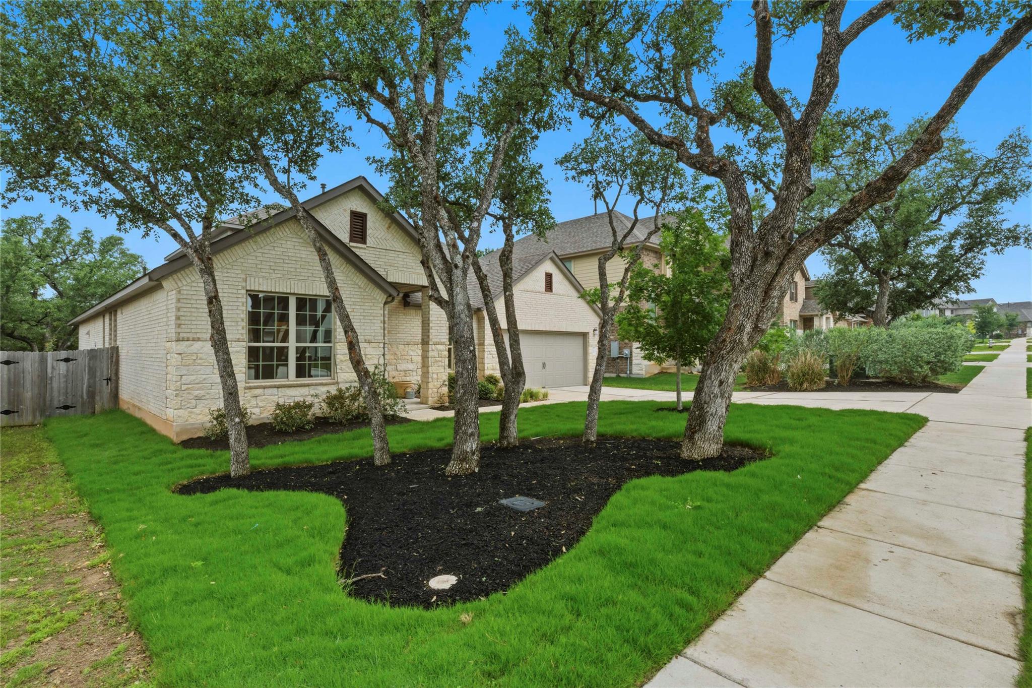 182 Palmillas Dr, Dripping Springs, TX 78620