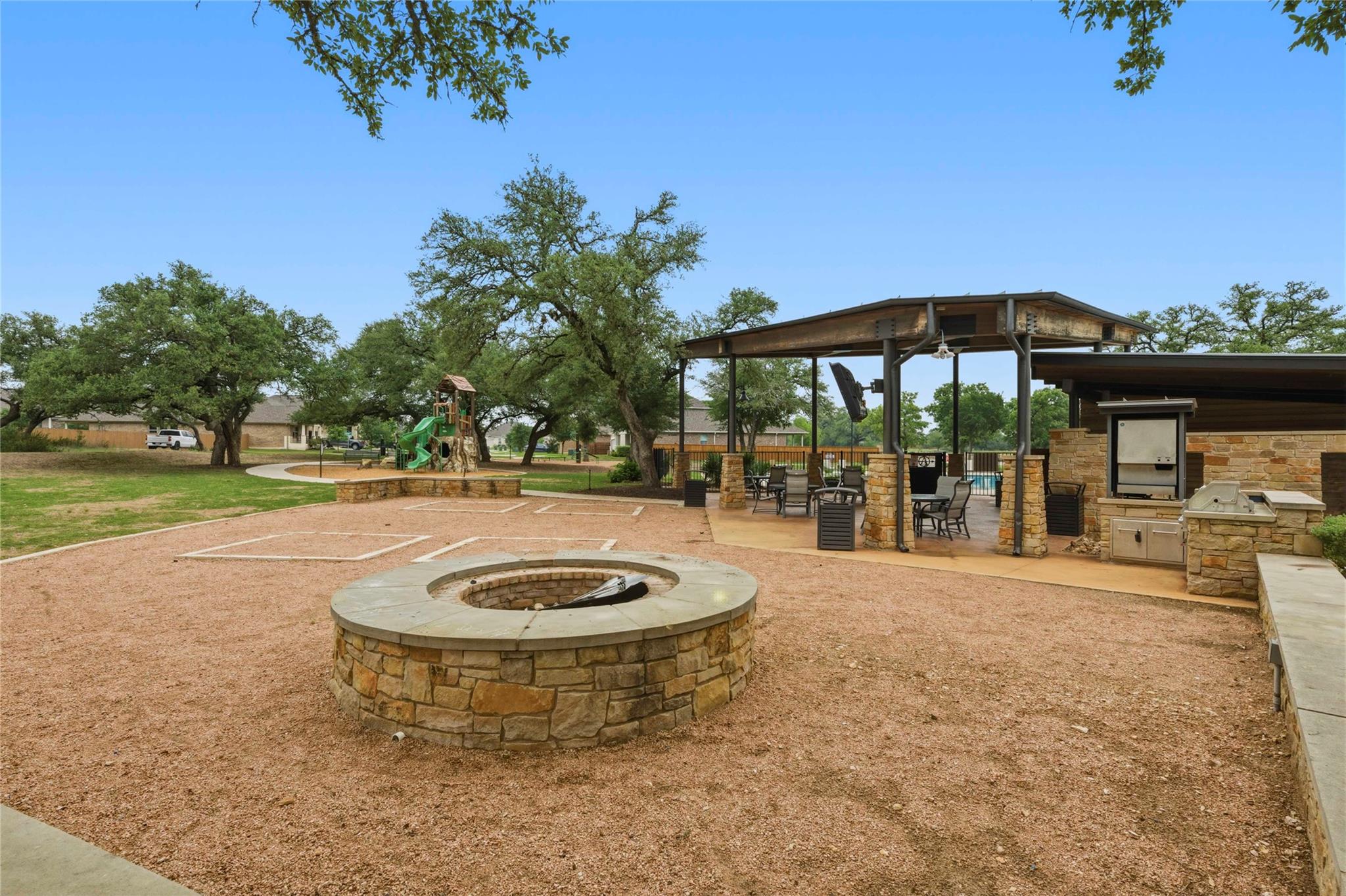 182 Palmillas Dr, Dripping Springs, TX 78620