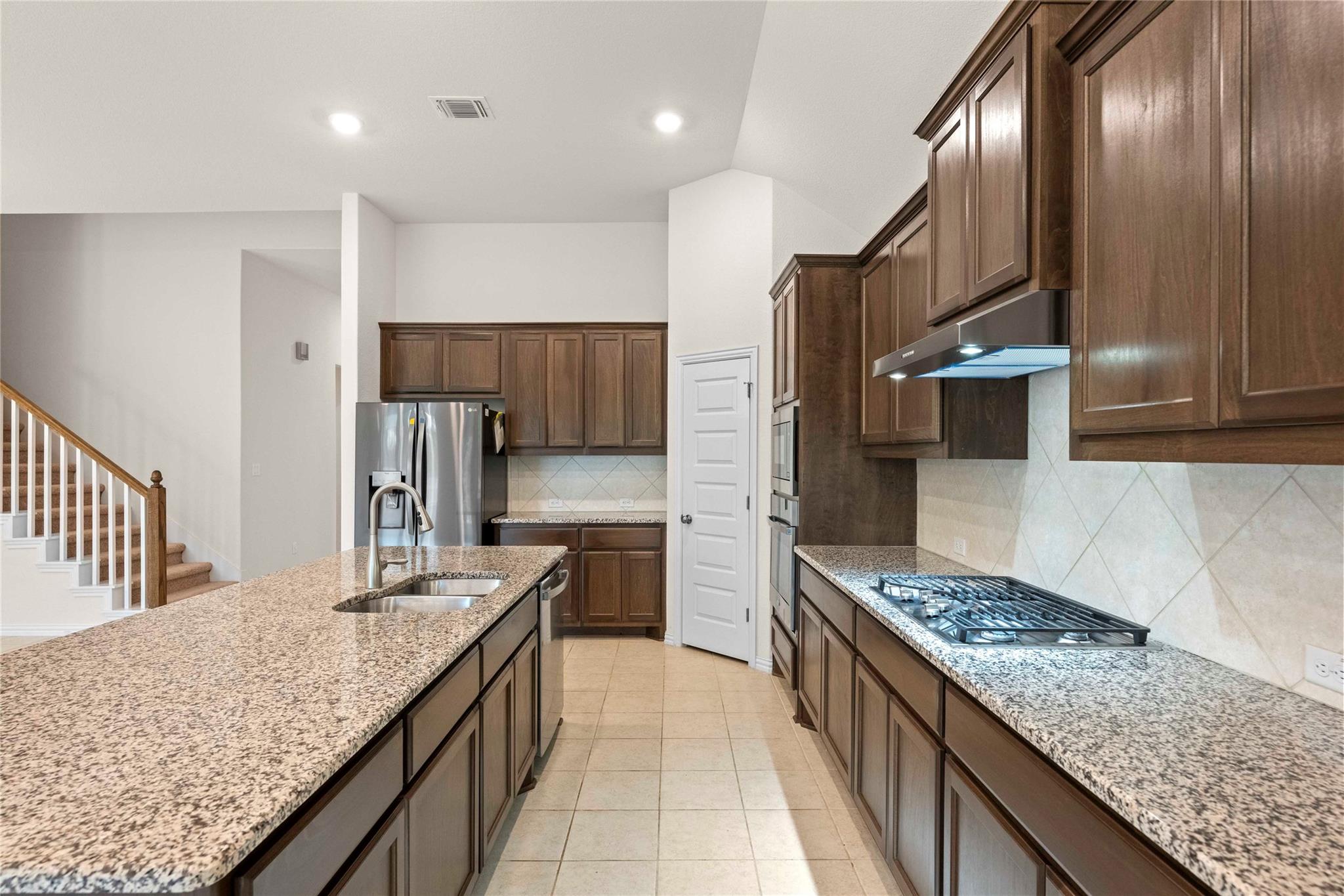 182 Palmillas Dr, Dripping Springs, TX 78620