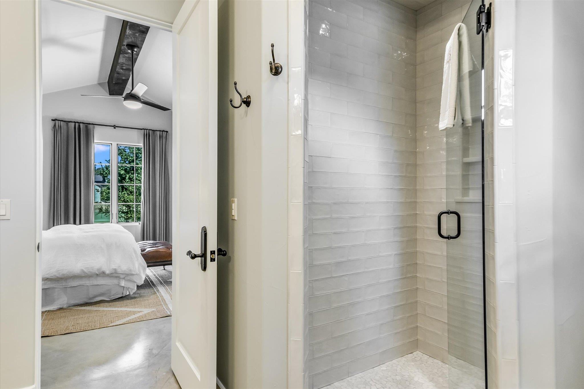 175 Putting Park Dr, Fredericksburg, TX 78624