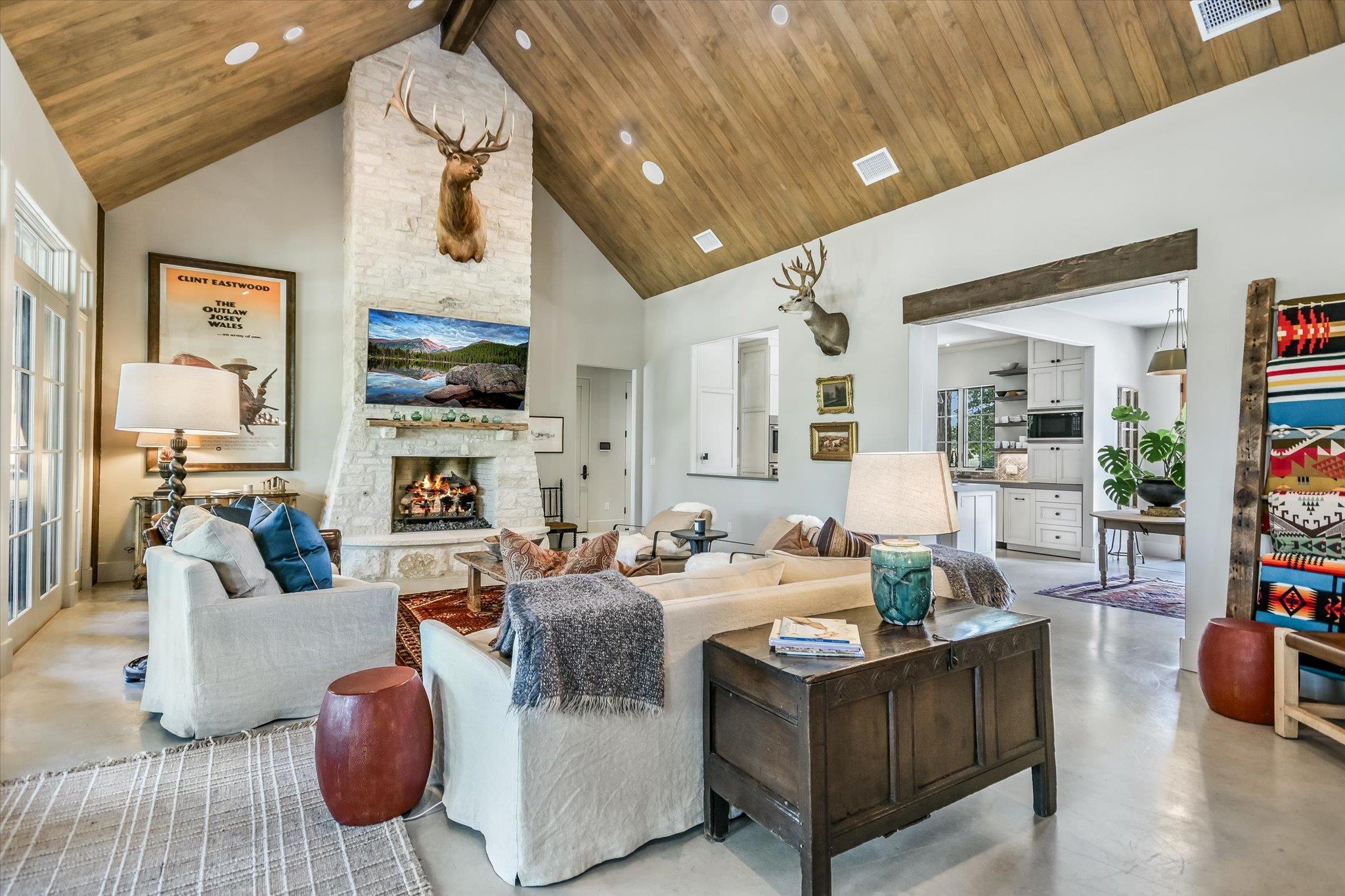 175 Putting Park Dr, Fredericksburg, TX 78624