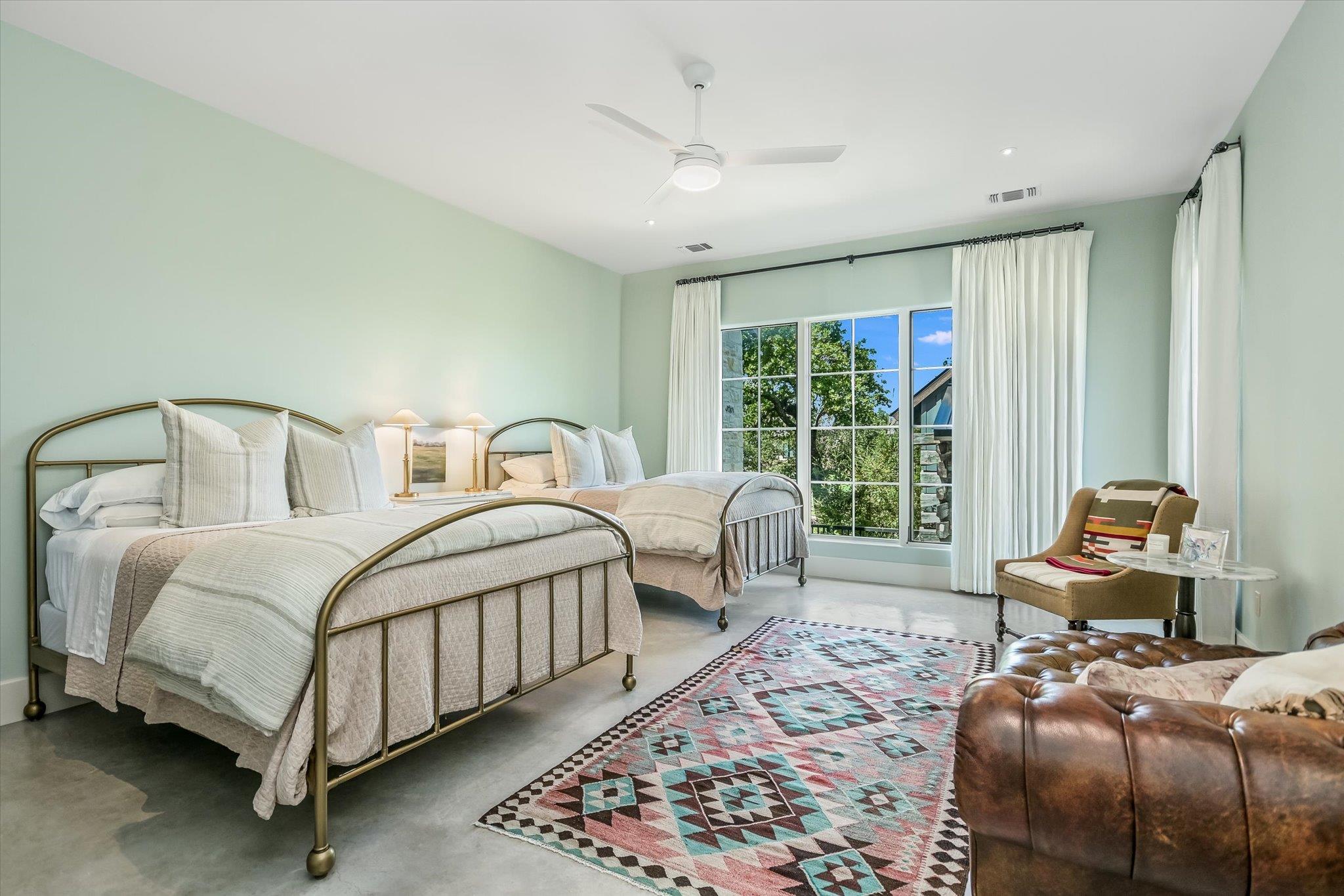 175 Putting Park Dr, Fredericksburg, TX 78624