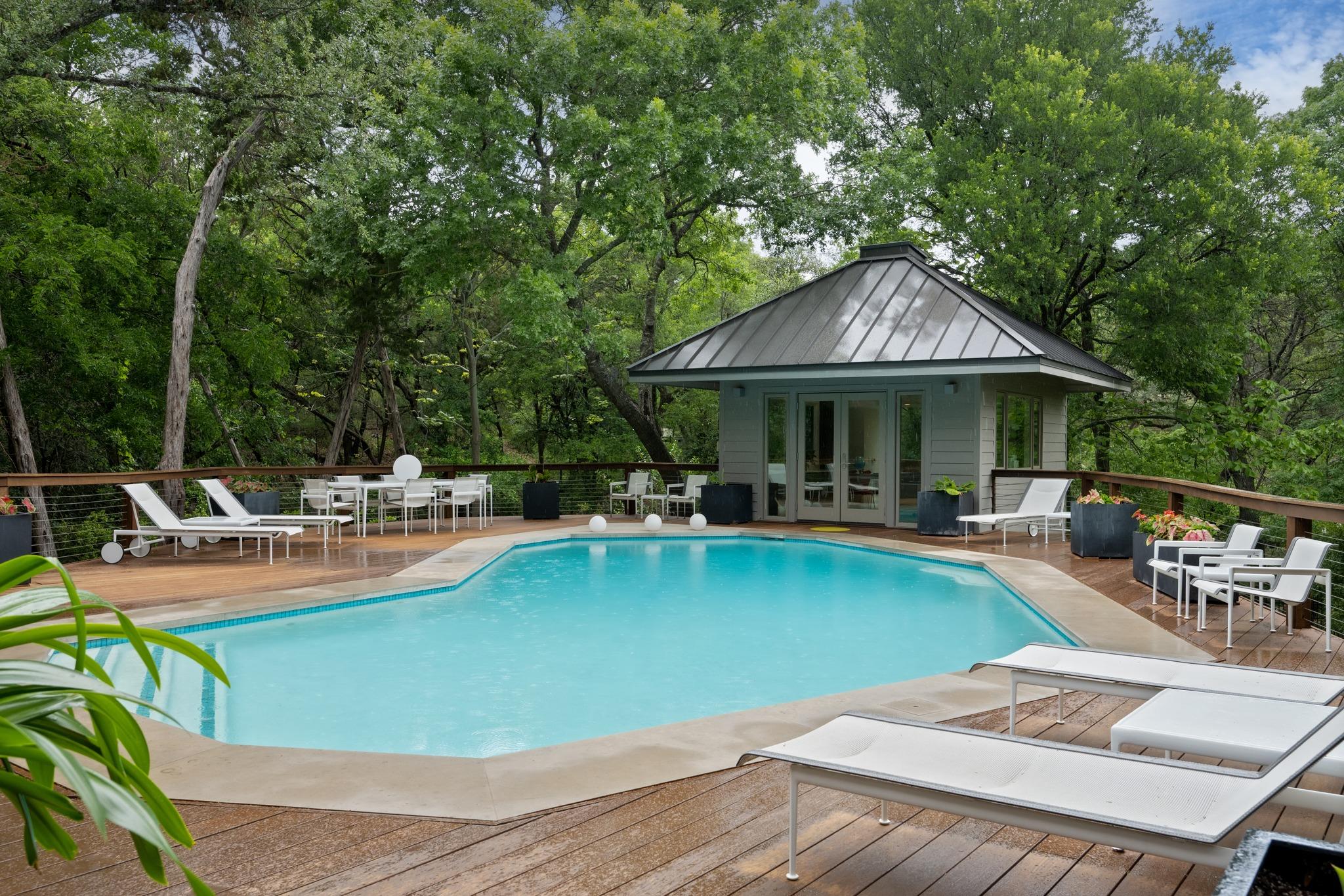 6 Las Brisas Dr, West Lake Hills, TX 78746