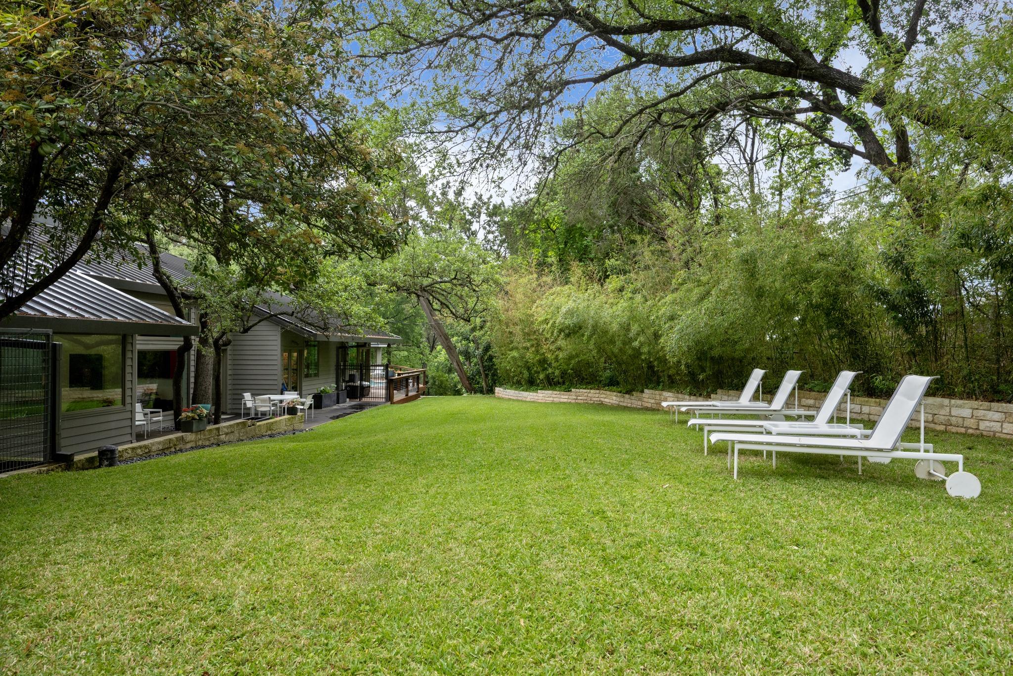 6 Las Brisas Dr, West Lake Hills, TX 78746