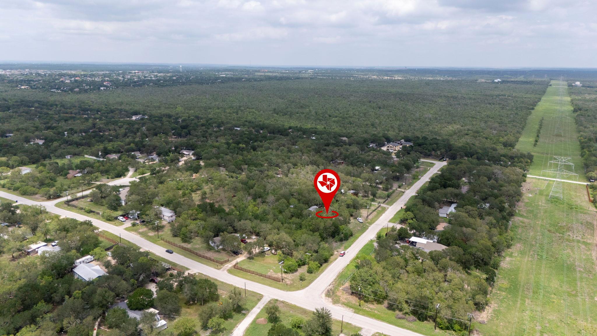 110 Oak Holw, Dale, TX 78616