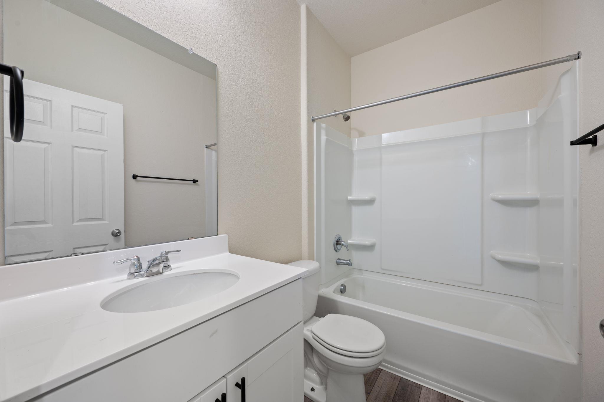 184 Gunther Way, Taylor, TX 76574