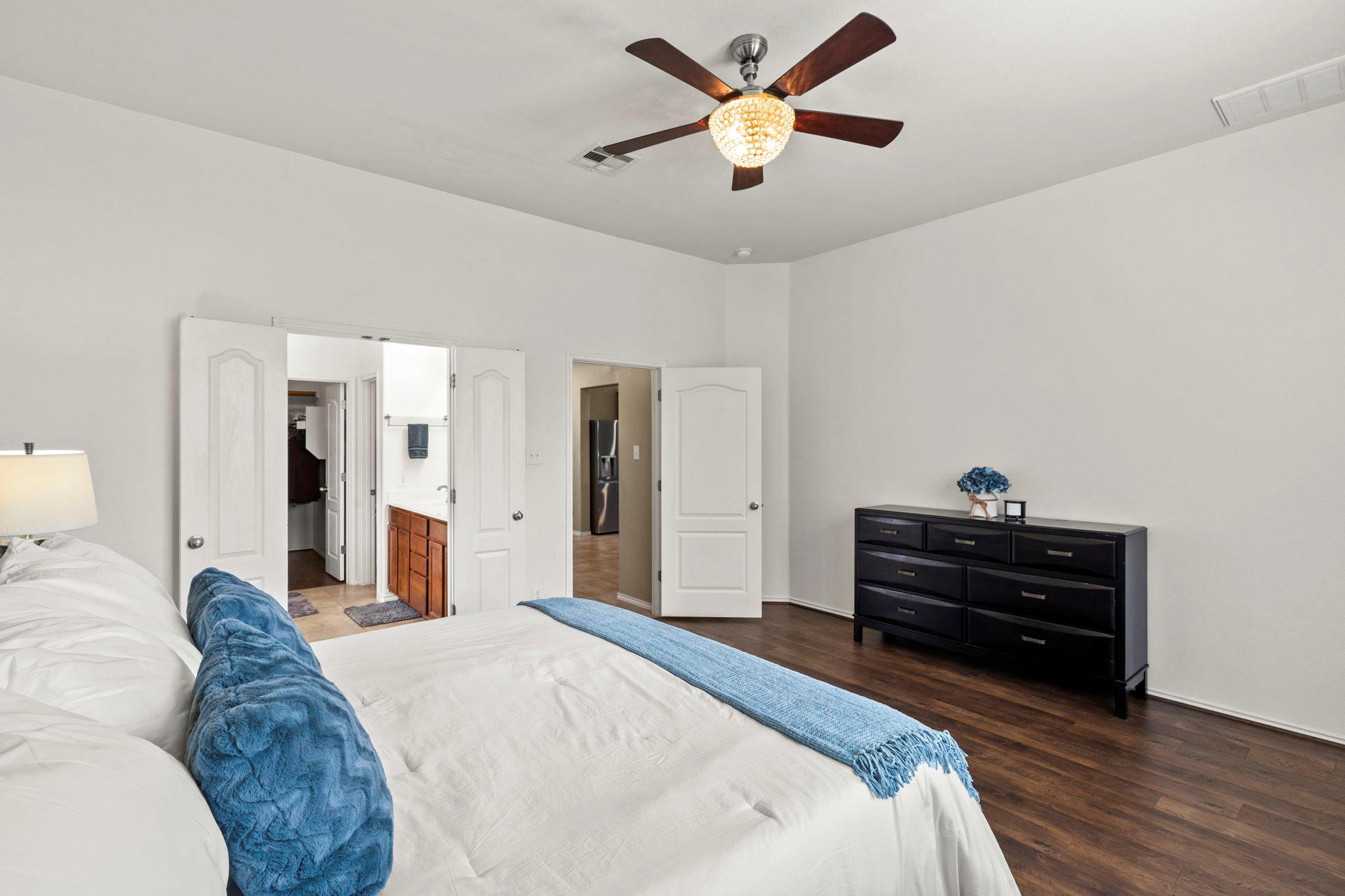 256 Willow City Vly, Buda, TX 78610