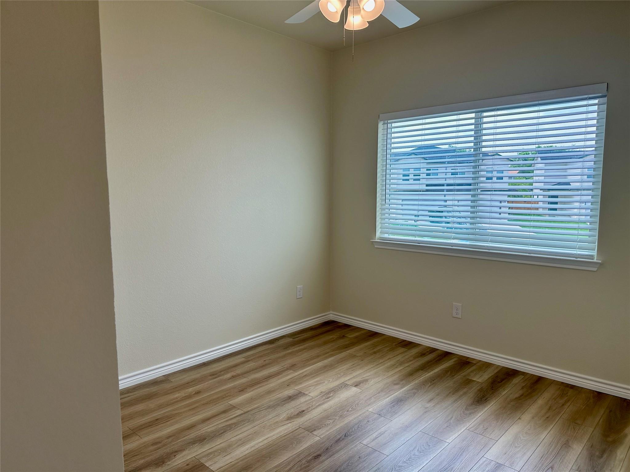 515 War Admiral Dr # A, Jarrell, TX 76537