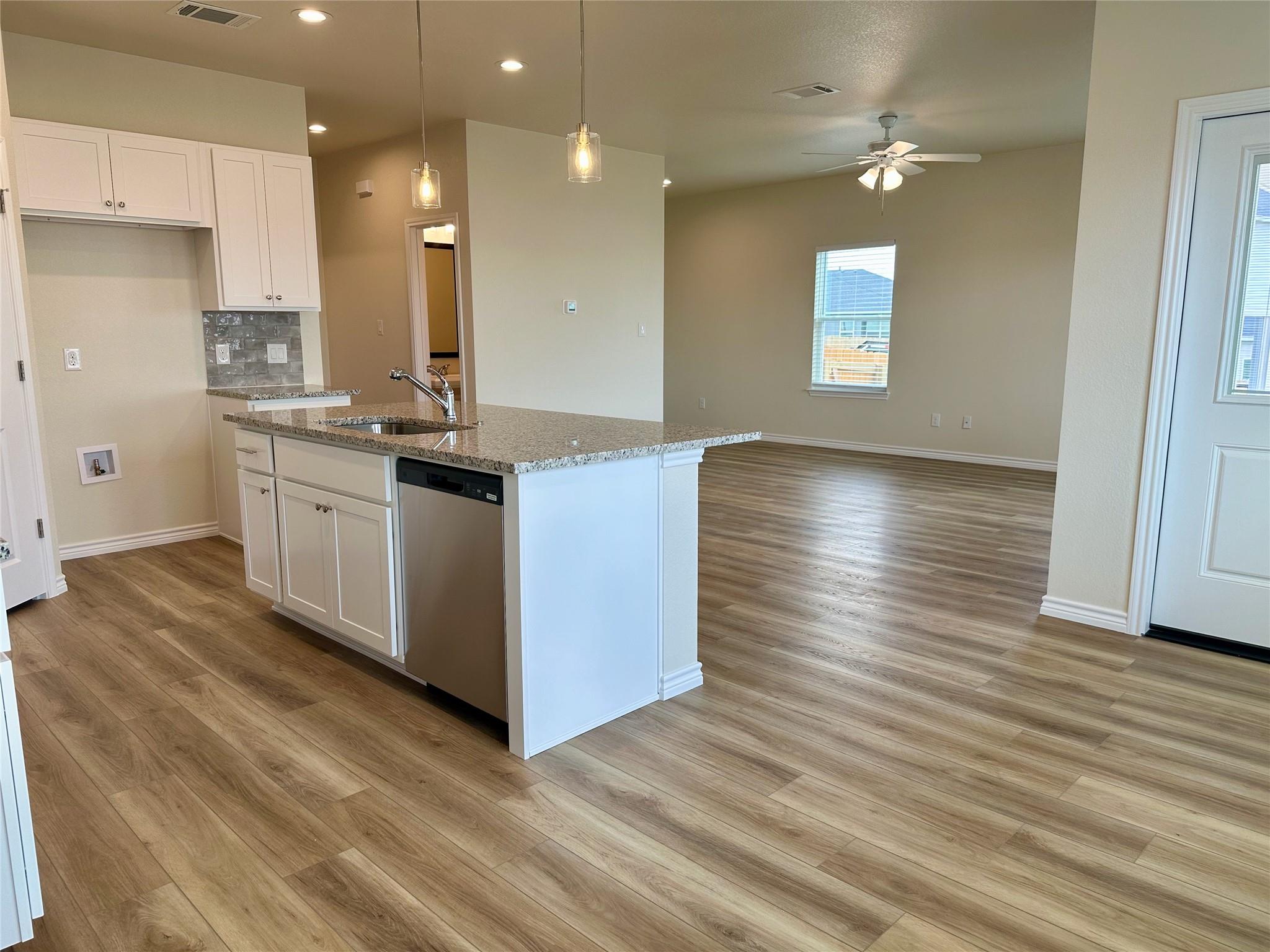 515 War Admiral Dr # A, Jarrell, TX 76537