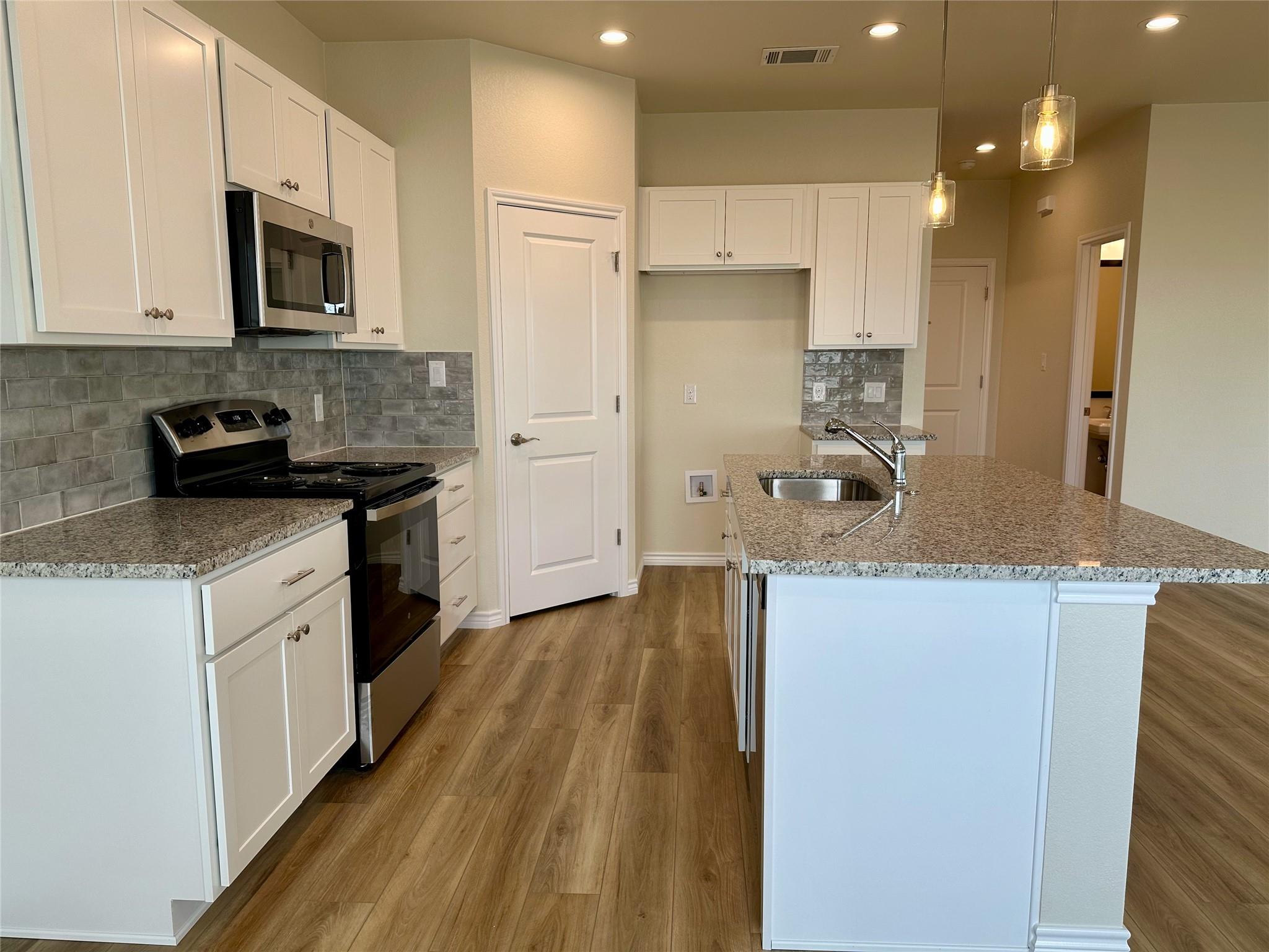 515 War Admiral Dr # A, Jarrell, TX 76537