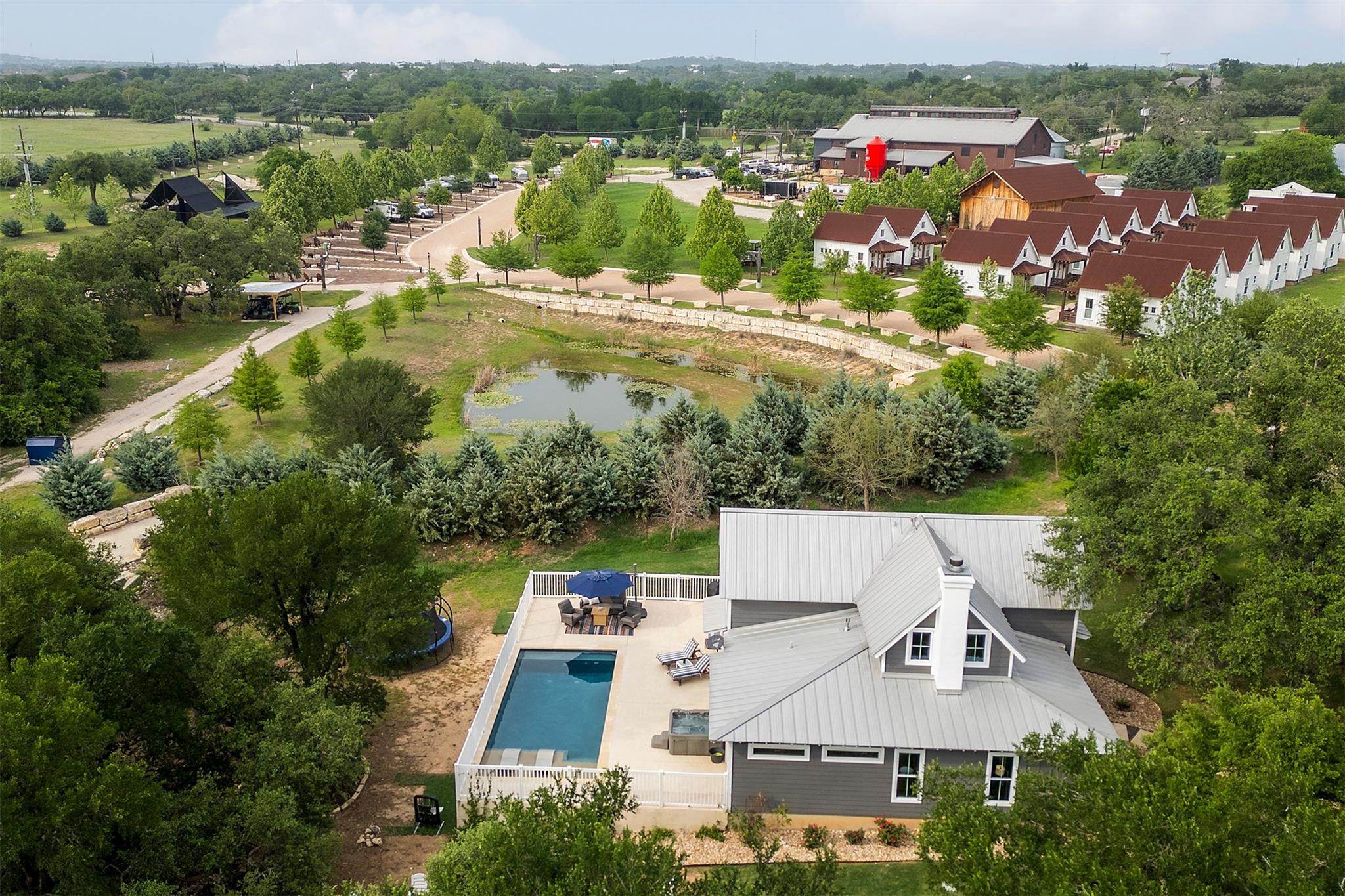 509 Victorian Gable Dr, Driftwood, TX 78619