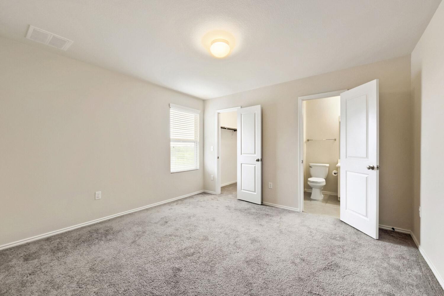 7300 Dungarees Way, Del Valle, TX 78617