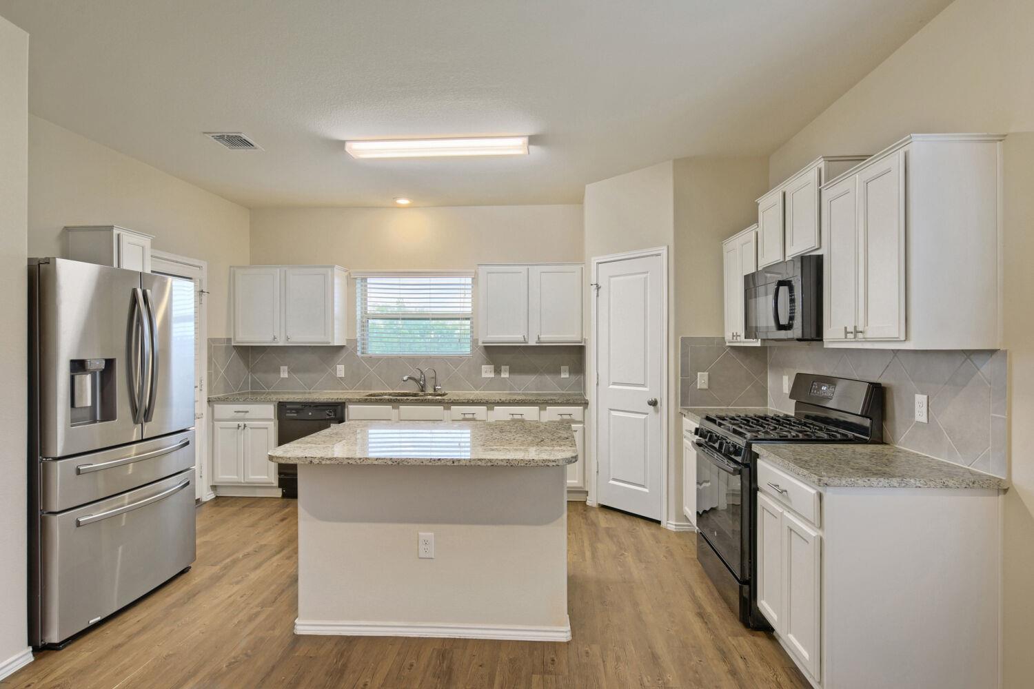 7300 Dungarees Way, Del Valle, TX 78617