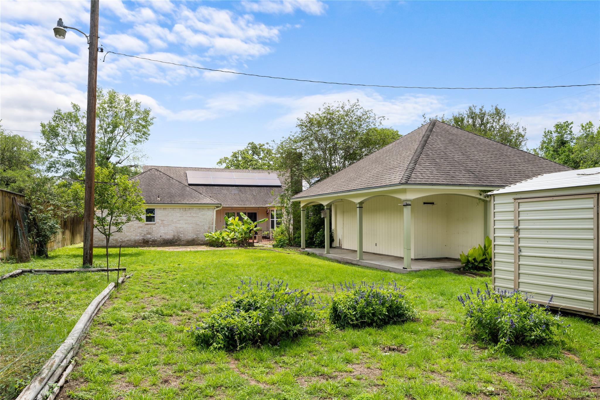 315 E Fannin St, La Grange, TX 78945