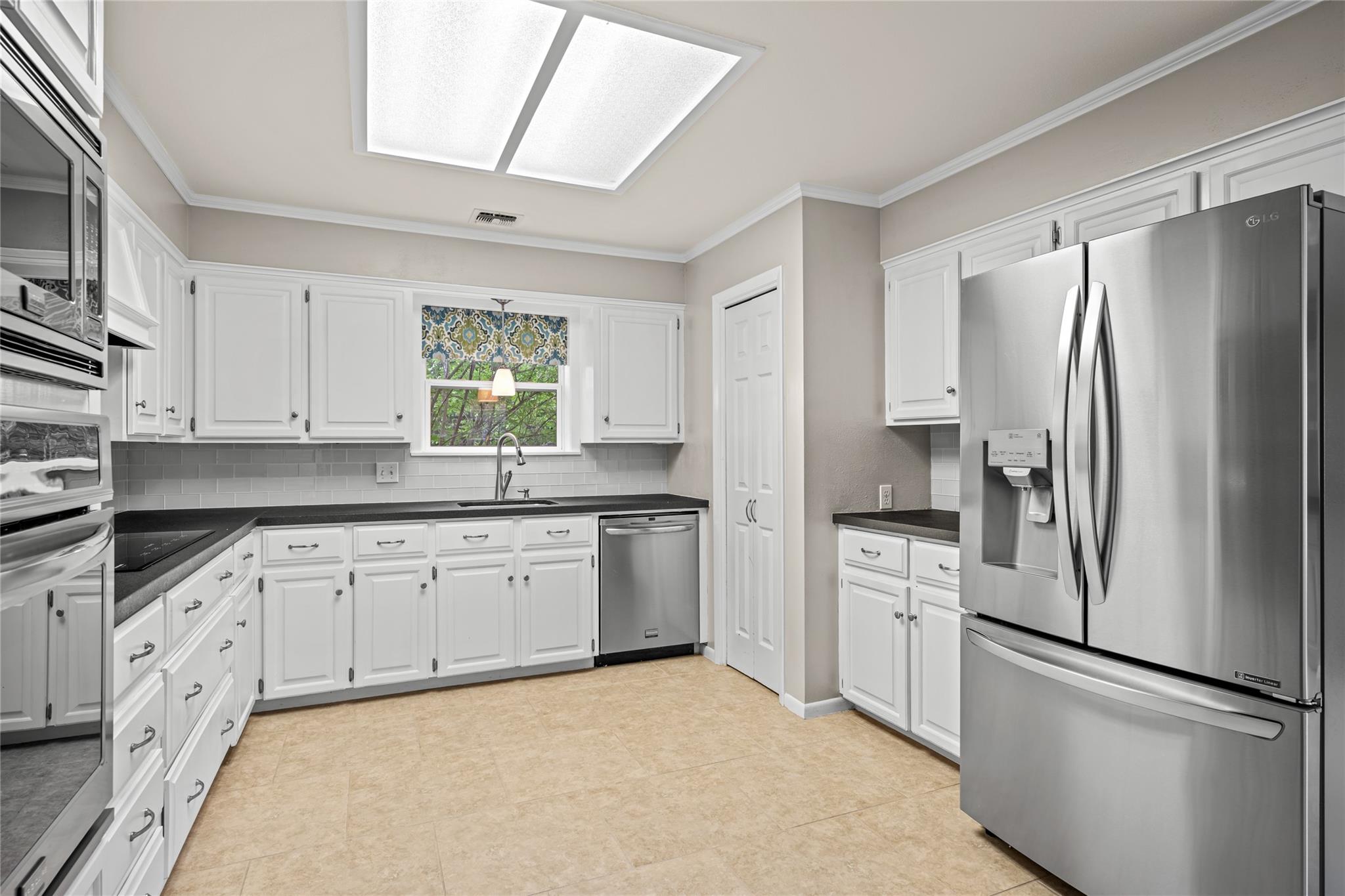 315 E Fannin St, La Grange, TX 78945