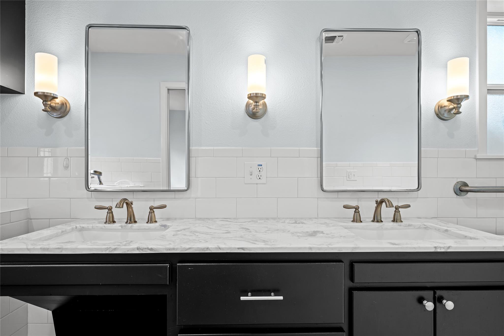 315 E Fannin St, La Grange, TX 78945