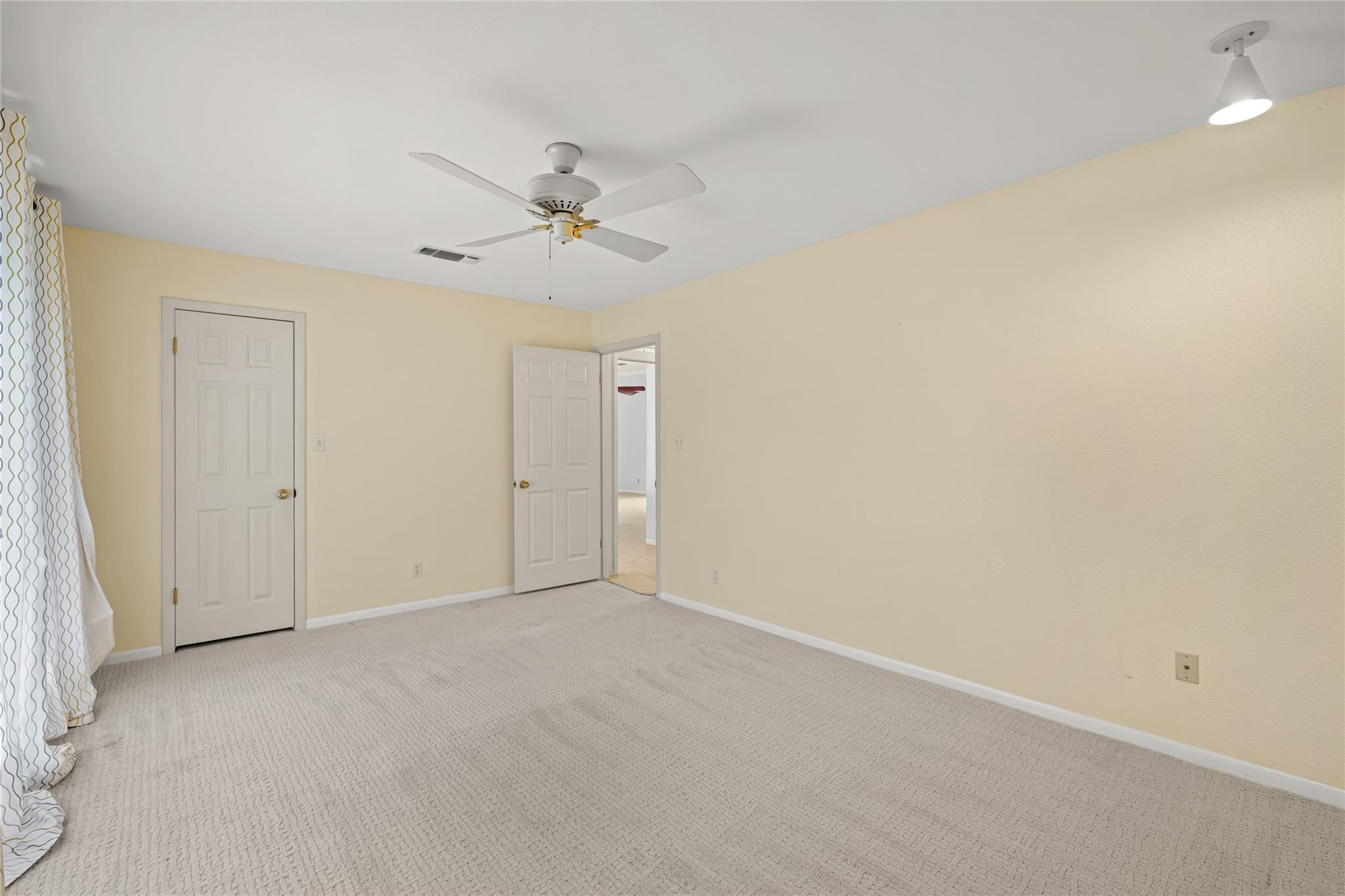 315 E Fannin St, La Grange, TX 78945