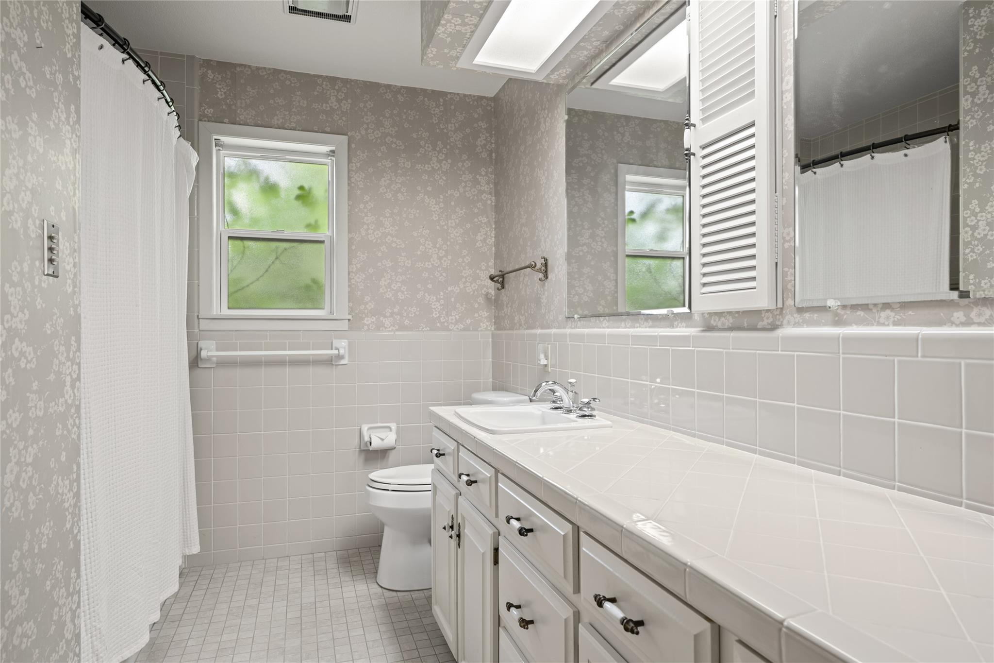 315 E Fannin St, La Grange, TX 78945